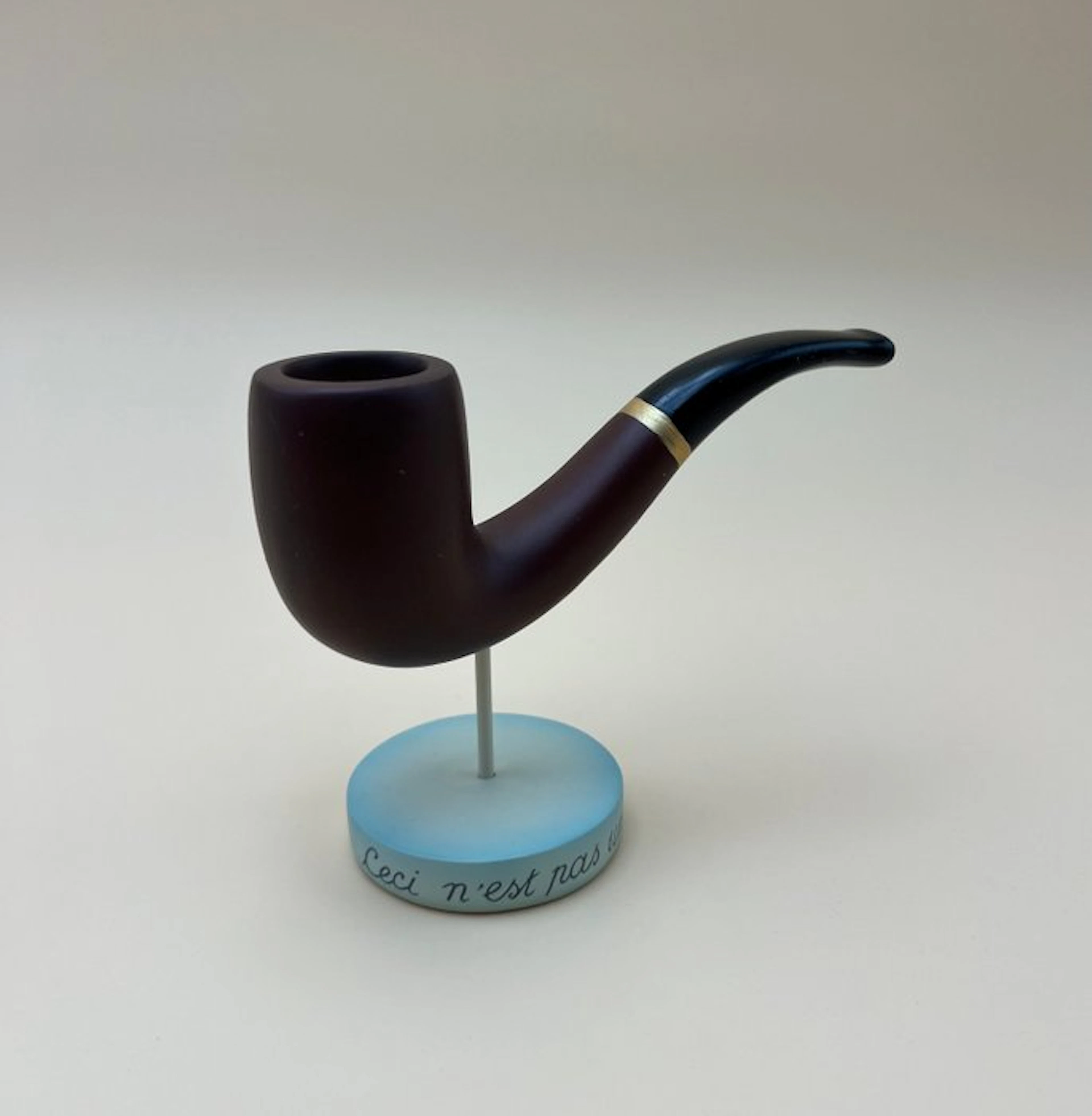 Parastone - Magritte - Sculpture