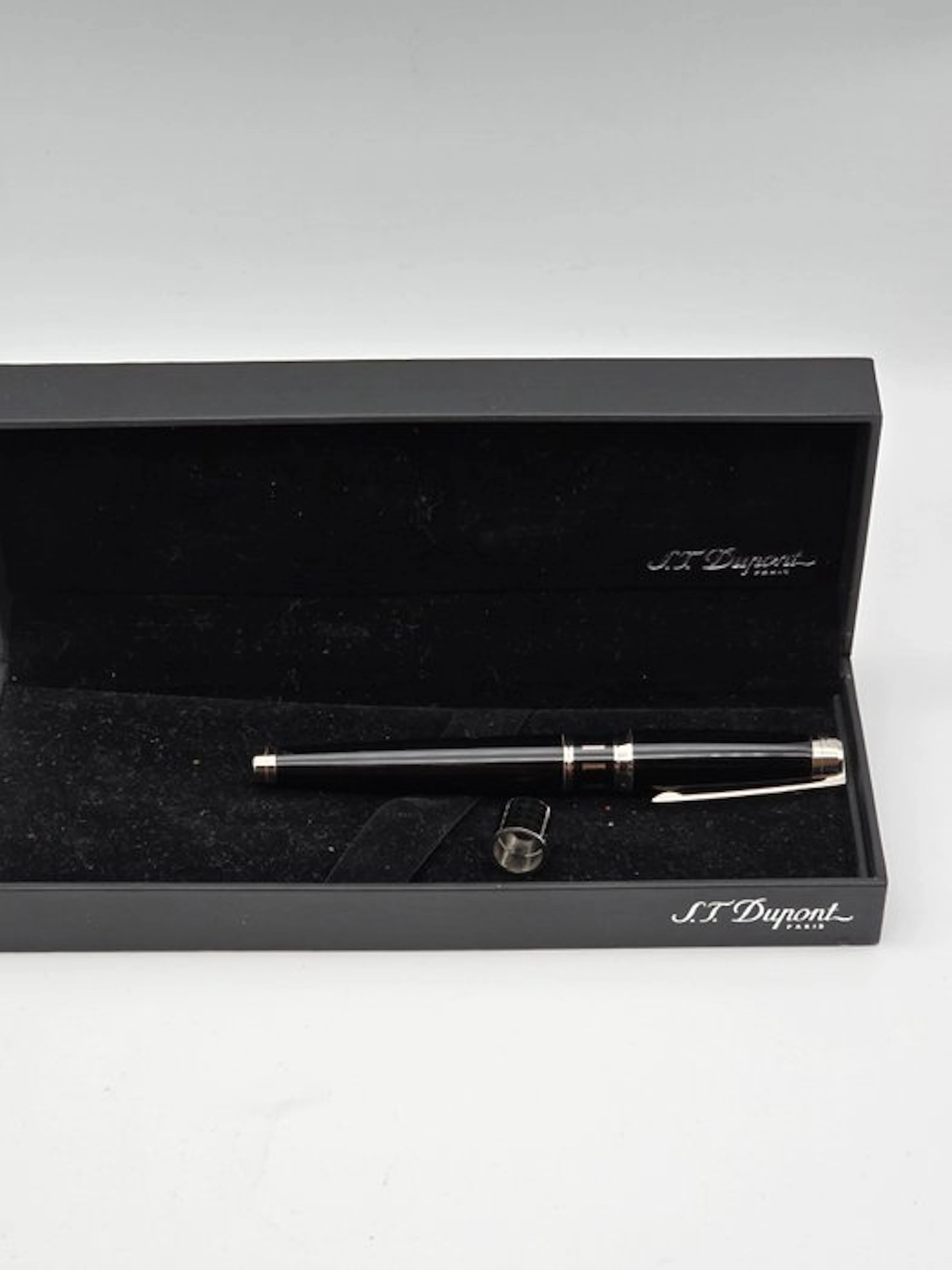 S.T. Dupont - Rollerball st dupont fideio special edition...