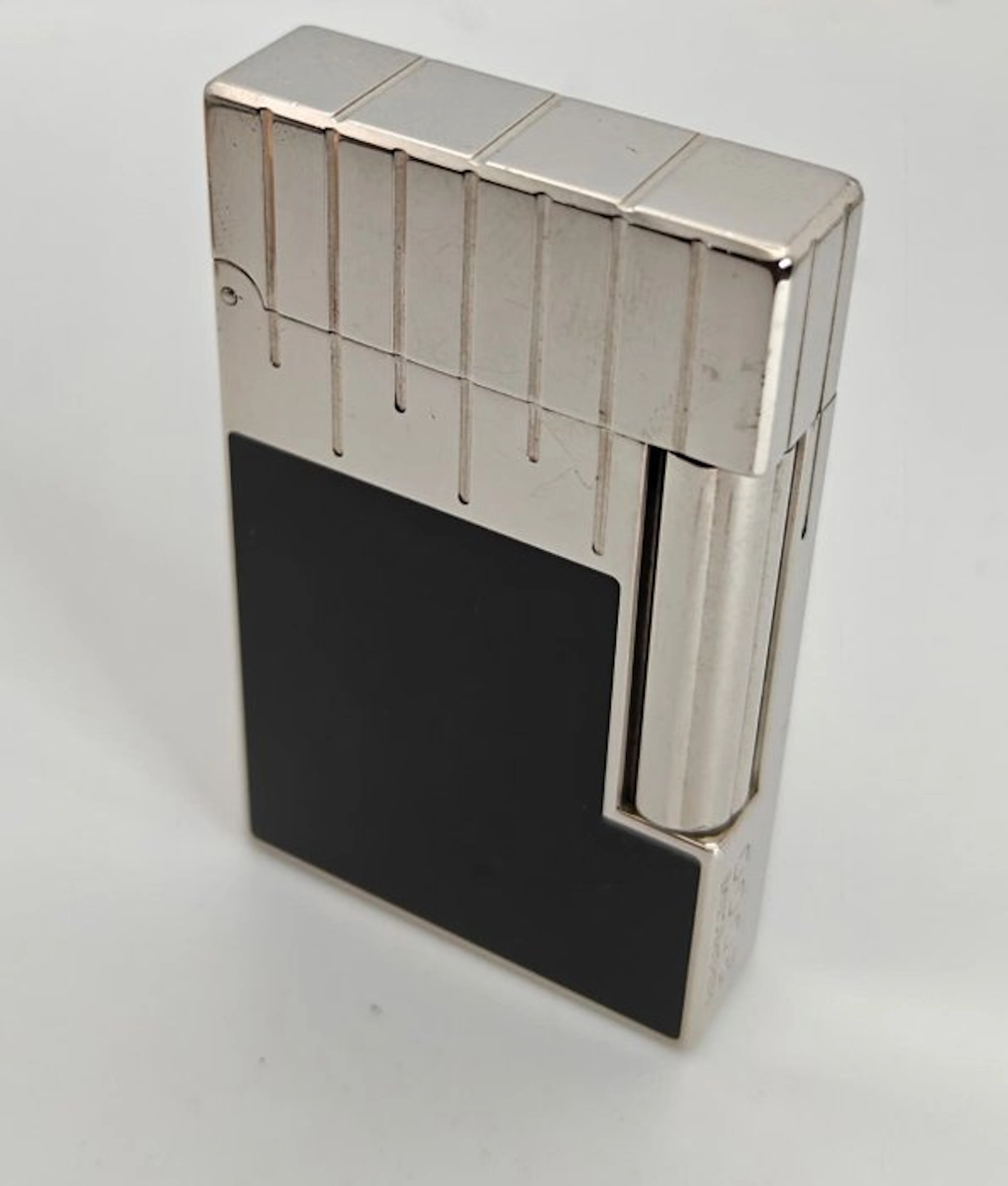S.T. Dupont - Ligne 2 Large - Limited Edition Perspective...