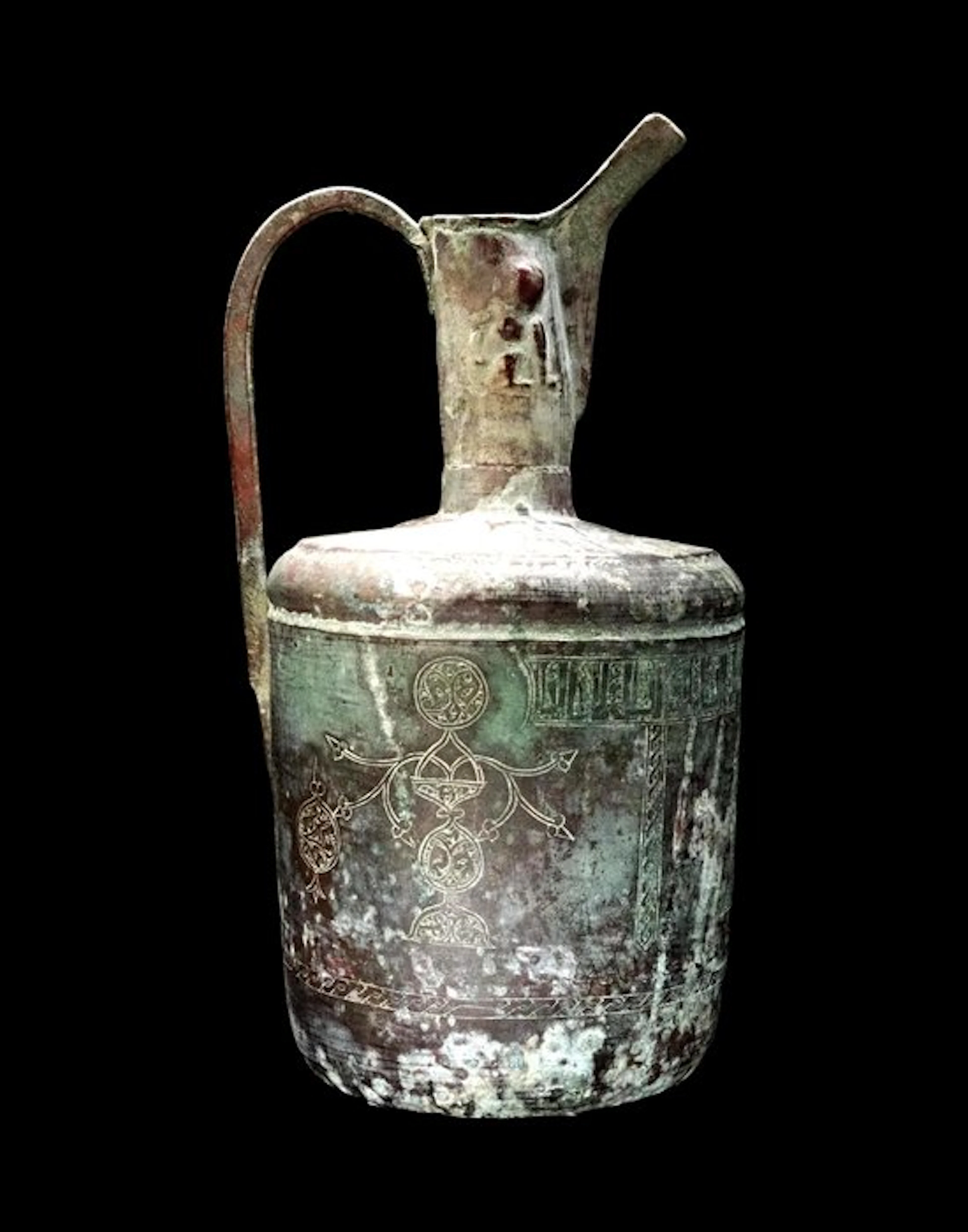 Islamic - Seljuk bronze jug - Kufic inscriptions - 11th/12th century
