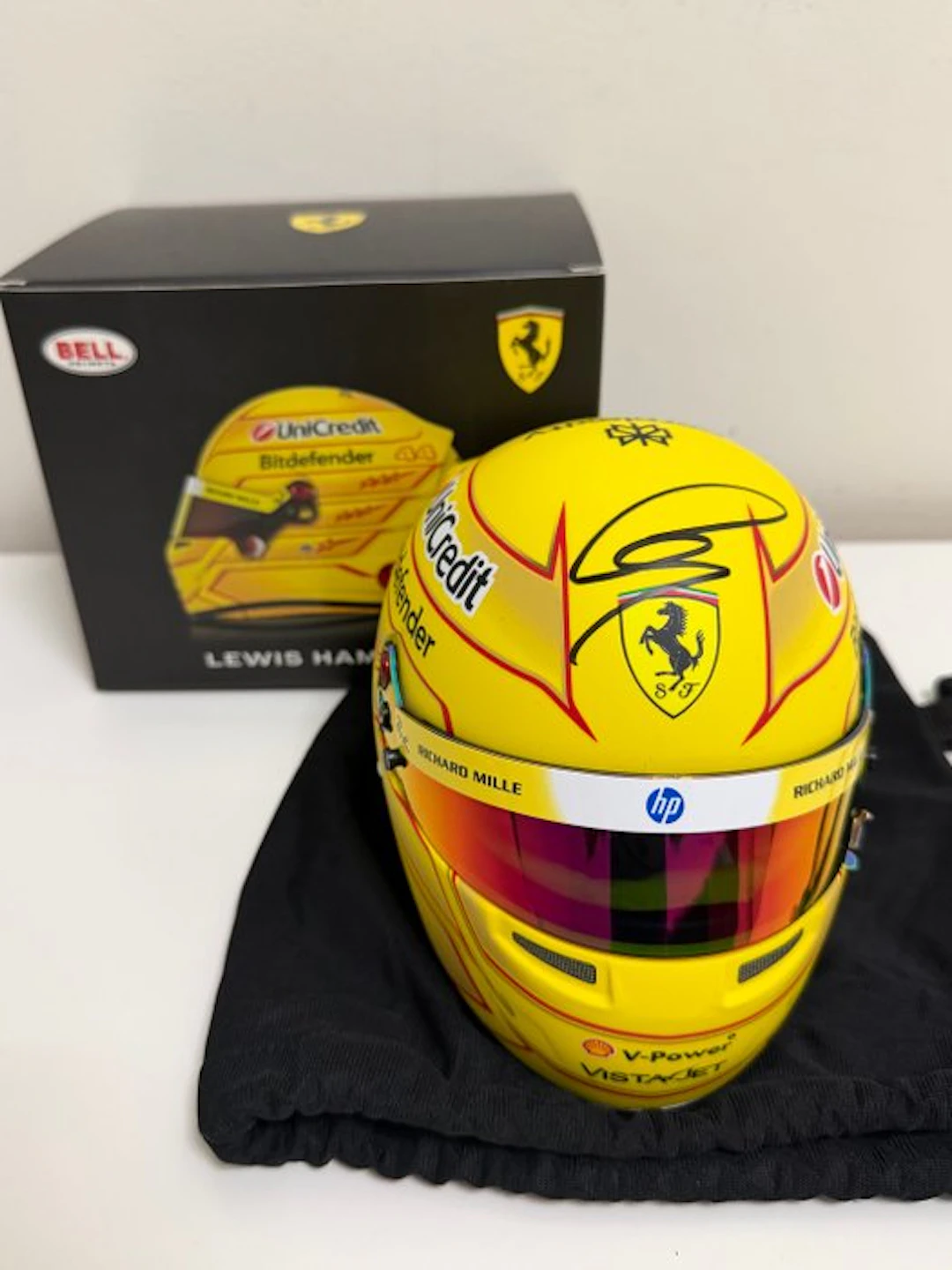Ferrari - Lewis Hamilton - 2026 - Scale 1/2 helmet