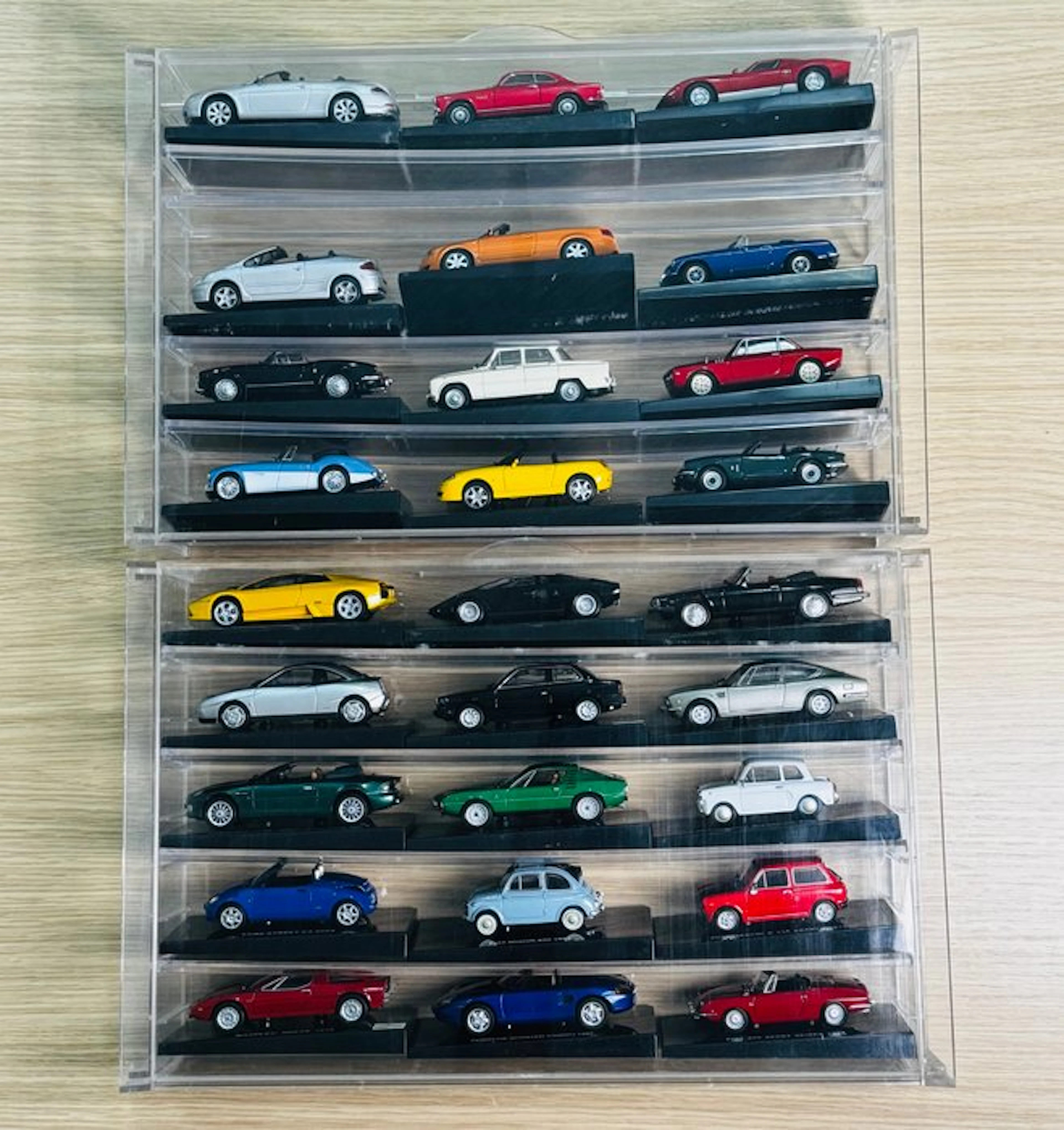 1:43 - Model car (27) - Collection Car - Exclusive Selection 27 models
