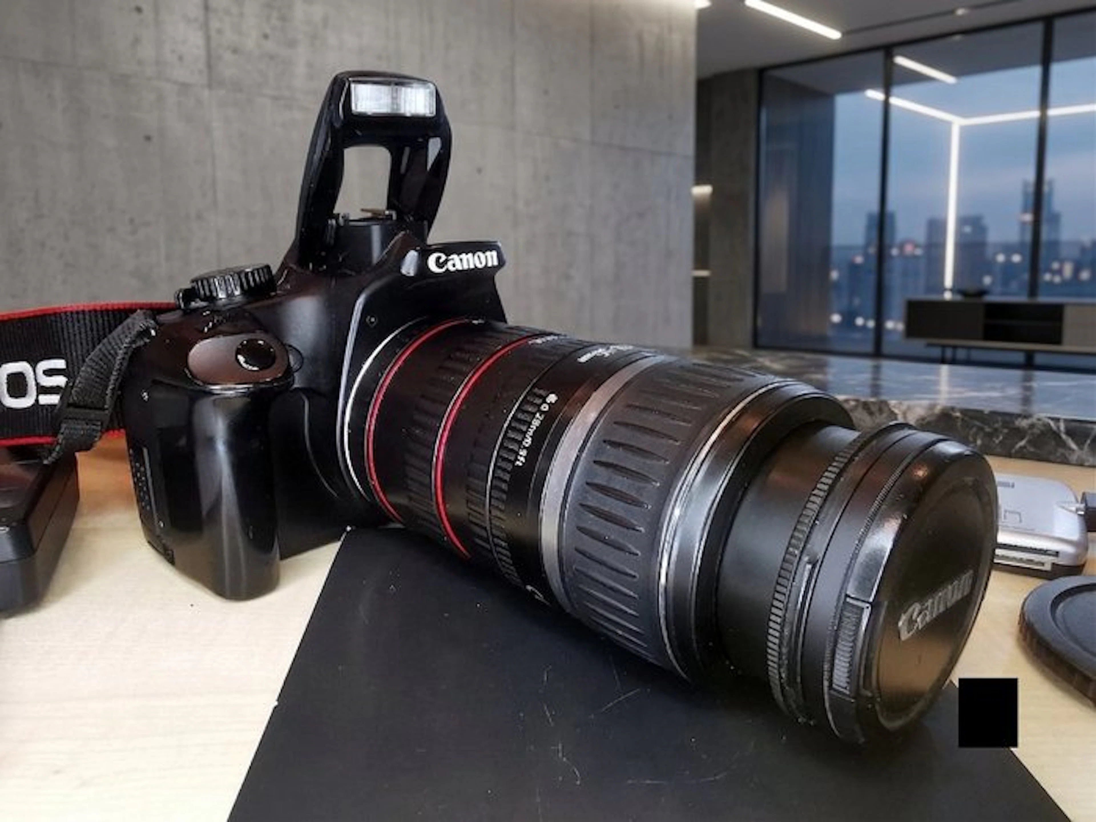 Canon EOS 1000D Digital SLR Camera Kit - 18-55mm
