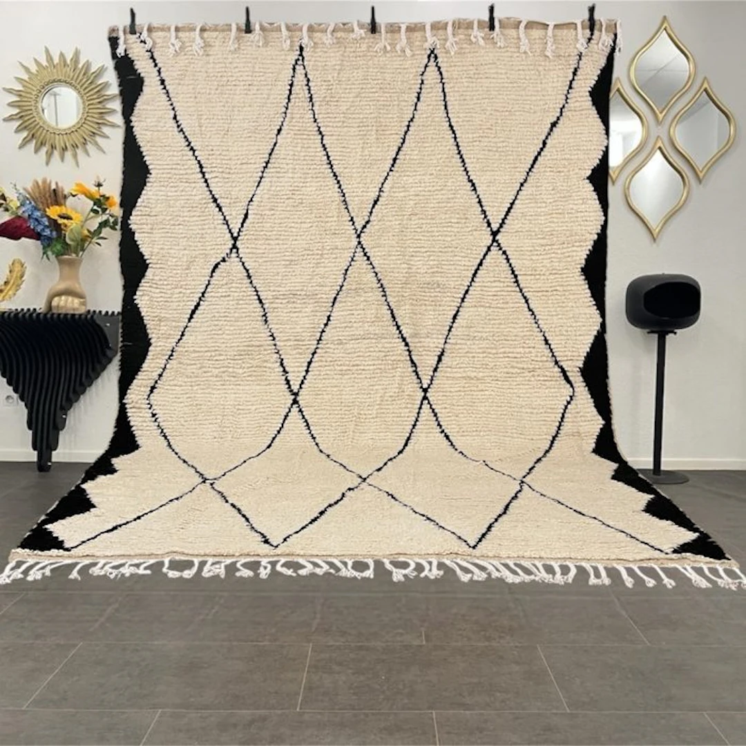 White and black Beni Ouarain Berber rug - Carpet - 290 cm - 204 cm - thick wool