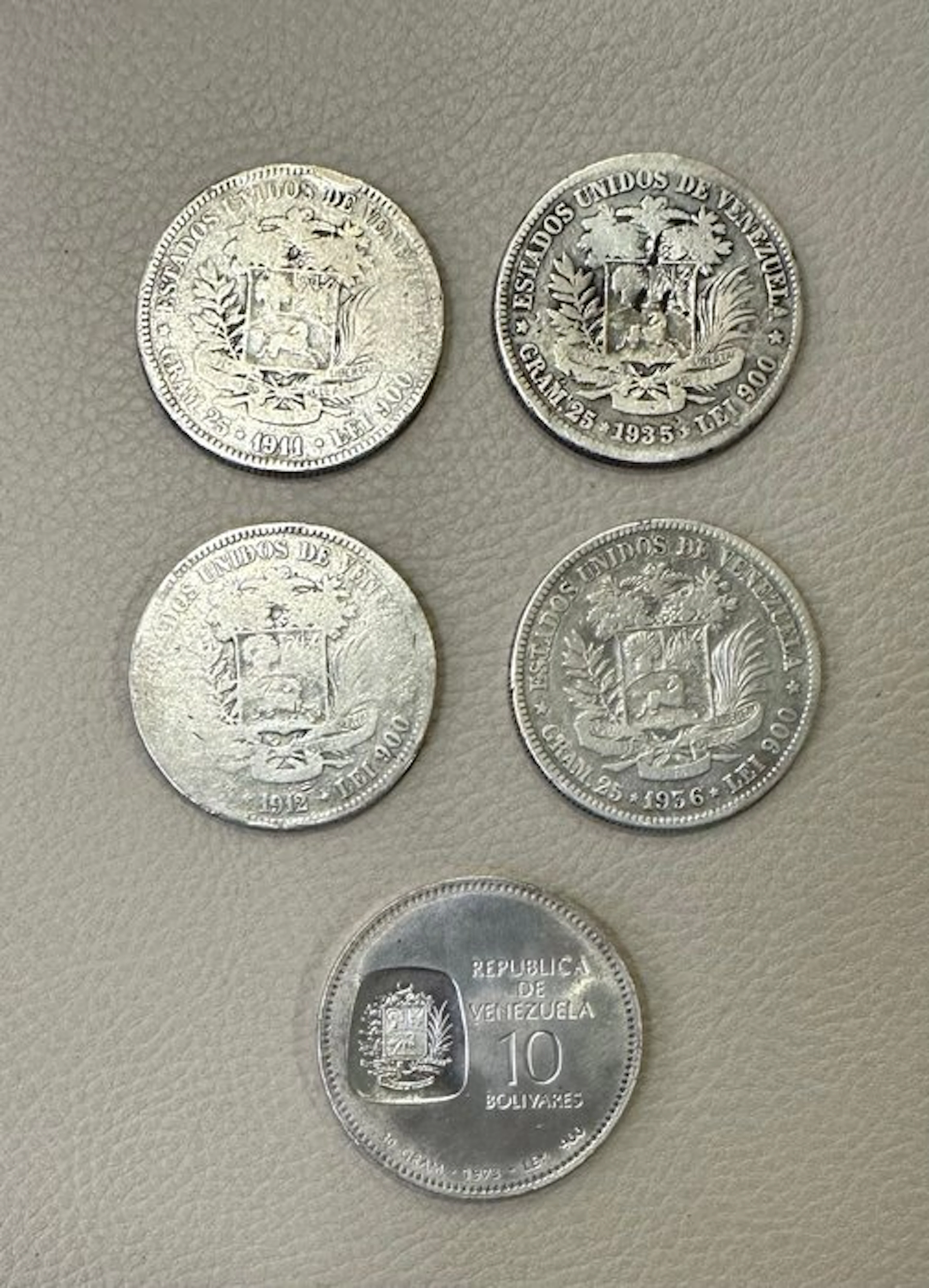 Venezuela. 5 Bolivares / 10 Bolivares 1911/1973 (5 monete)