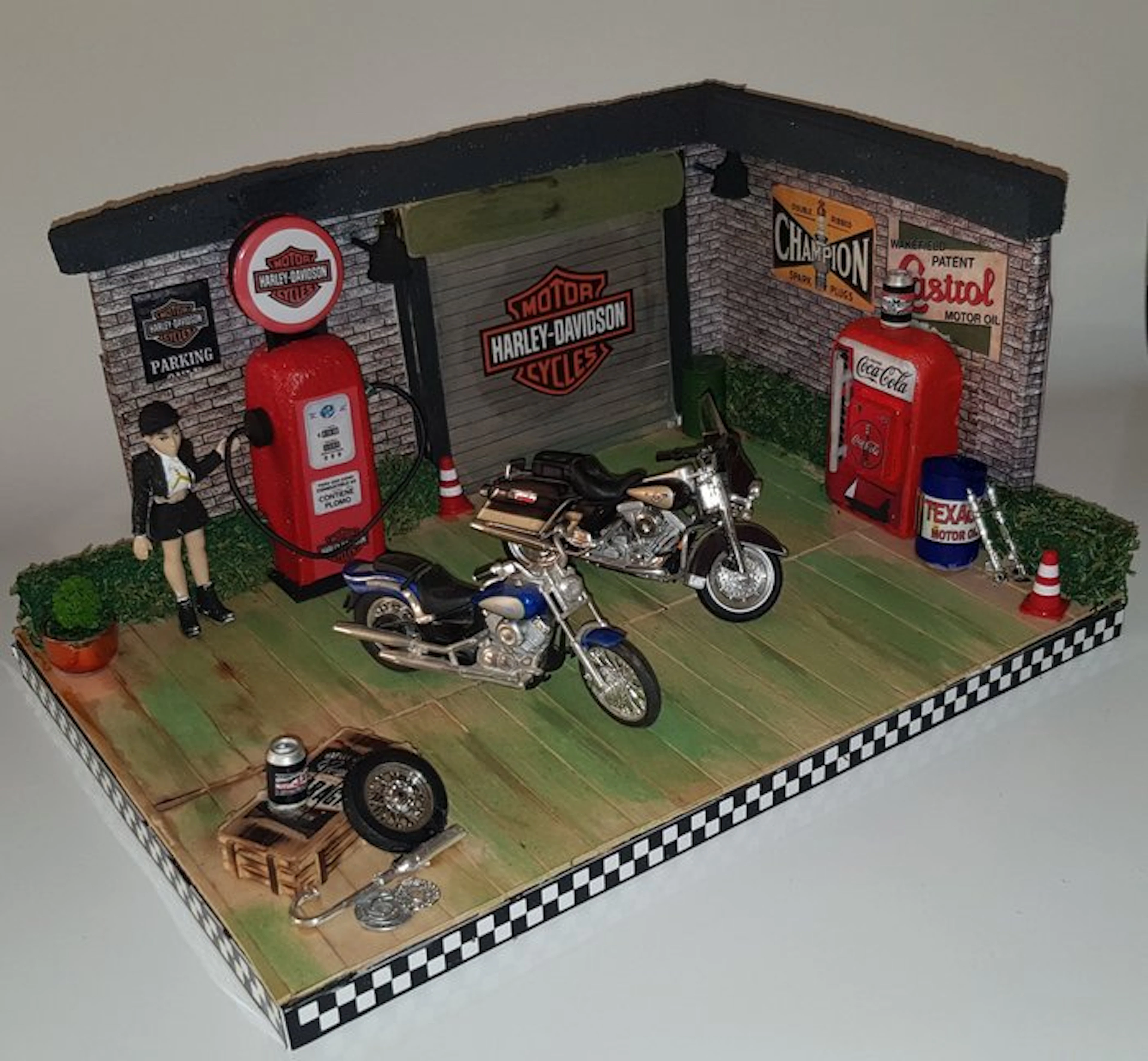 Maisto - Diorama Taller Harley Davidson md1 - 2020+ - Spain