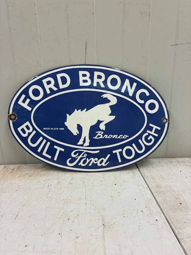 ord – Guaranteed Used Car – Triangular enamel sign - Enamel sign - Enamel