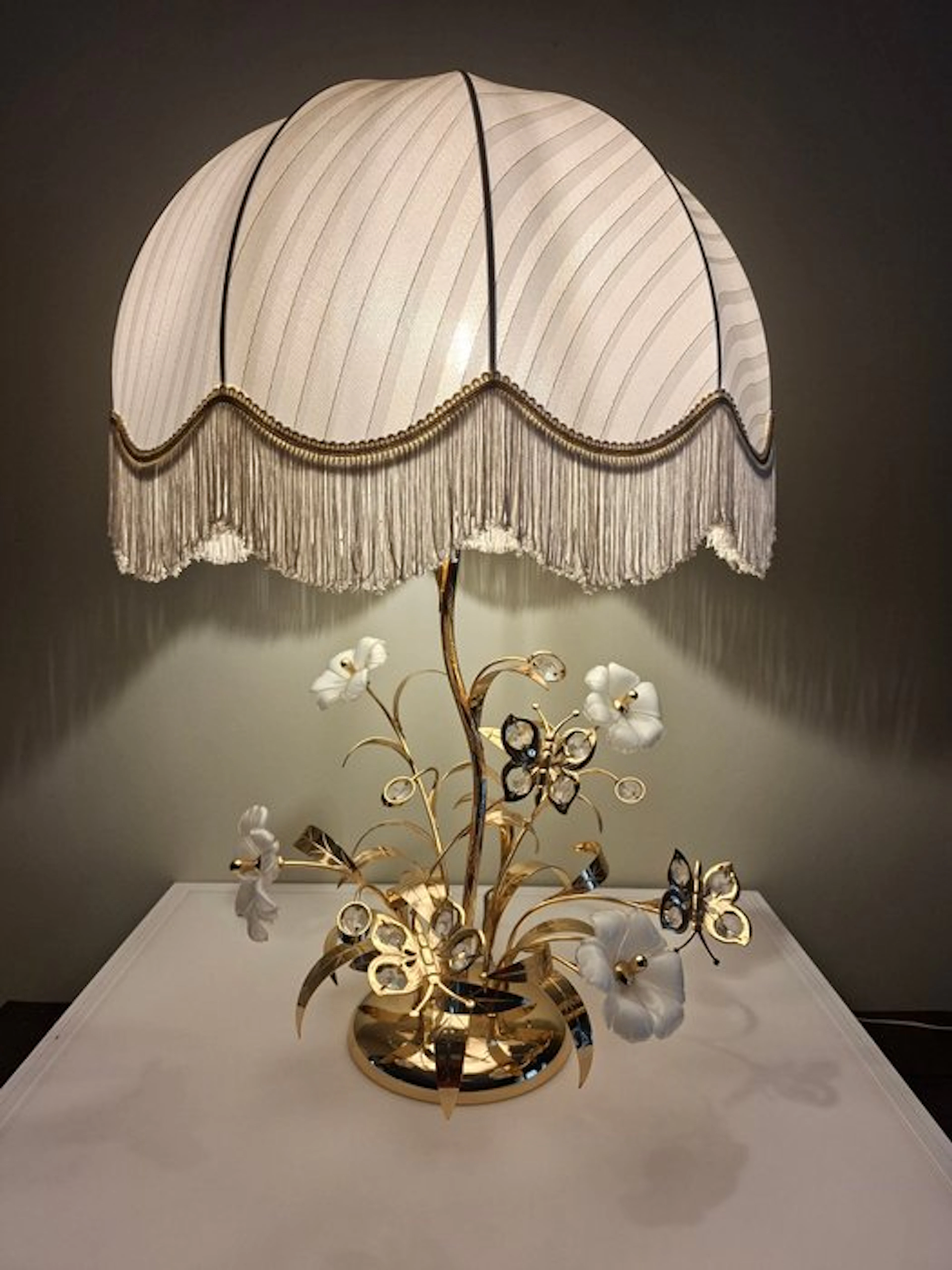 Italiaanse florale tafellamp met Murano-glazen bloemen