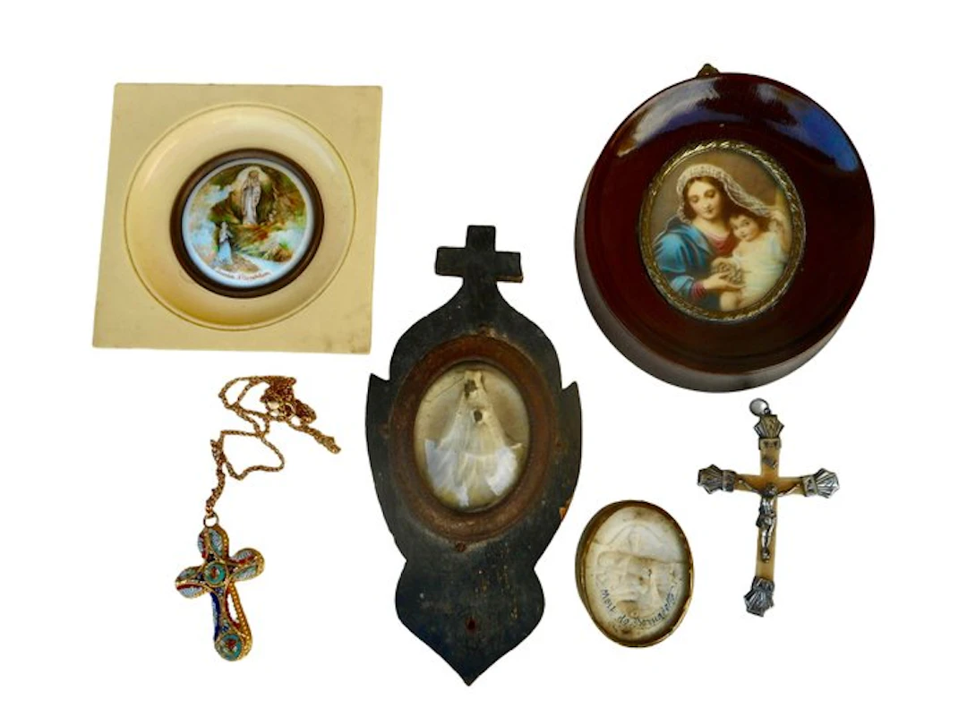 Collection of 6 religious objects (6) - Silver, Metal, Plastic - 1920-1930