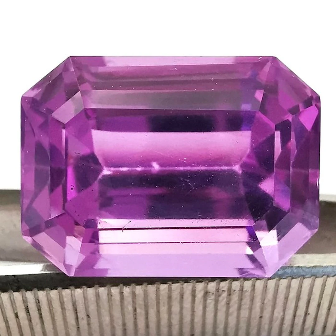 No reserve price Amethyst - 23.36 ct - Antwerp Laboratory...