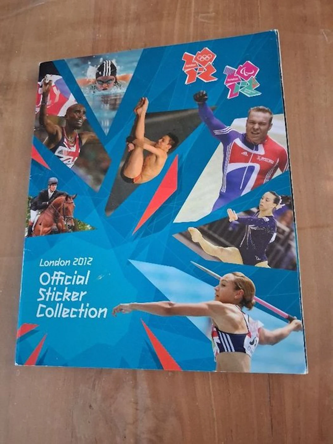 2012 Panini London 2012 Official Sticker Collection Sticker album - Good (GD)