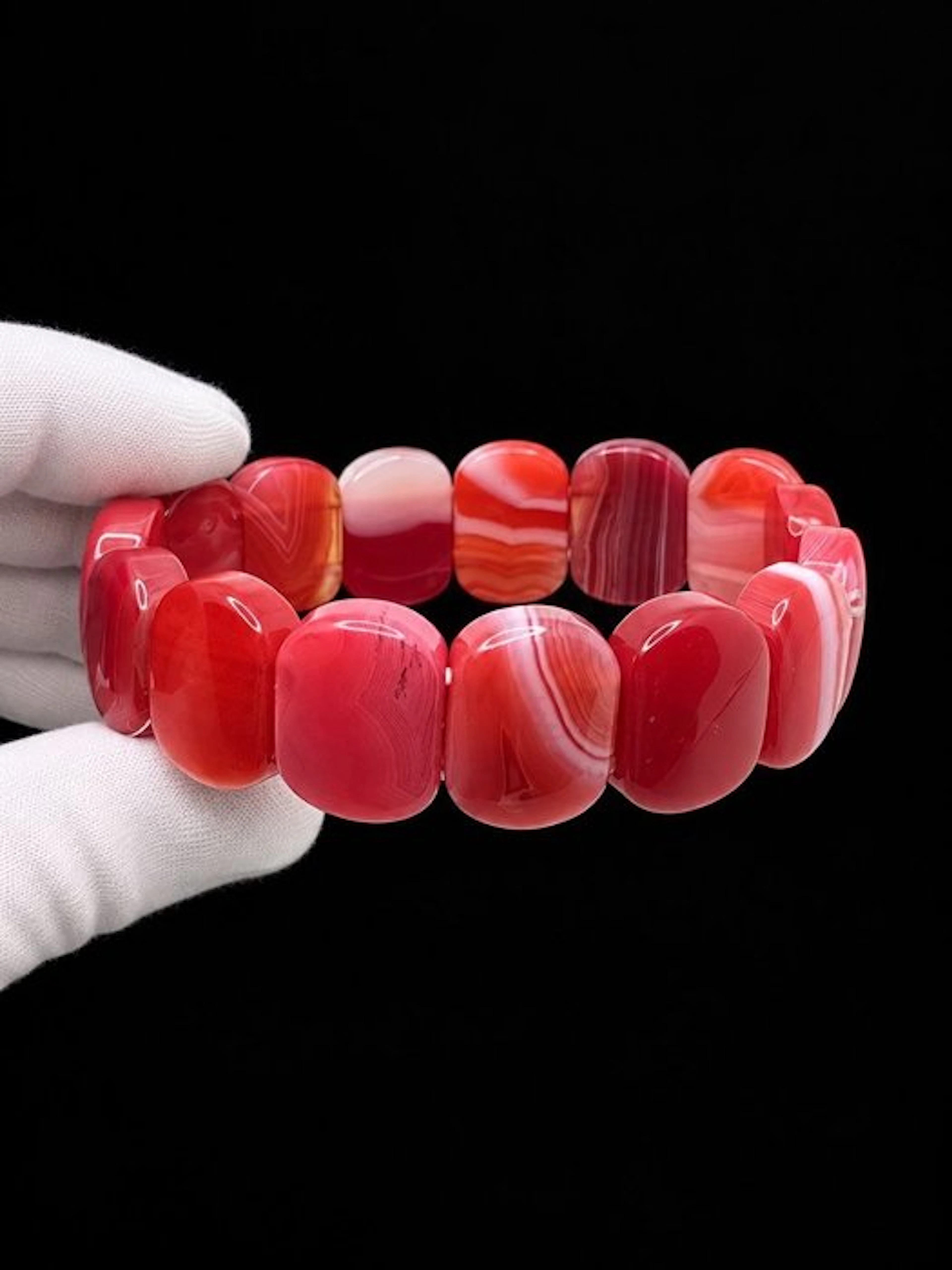 Exclusive Freshwater Red Agate Bracelet - Supreme...