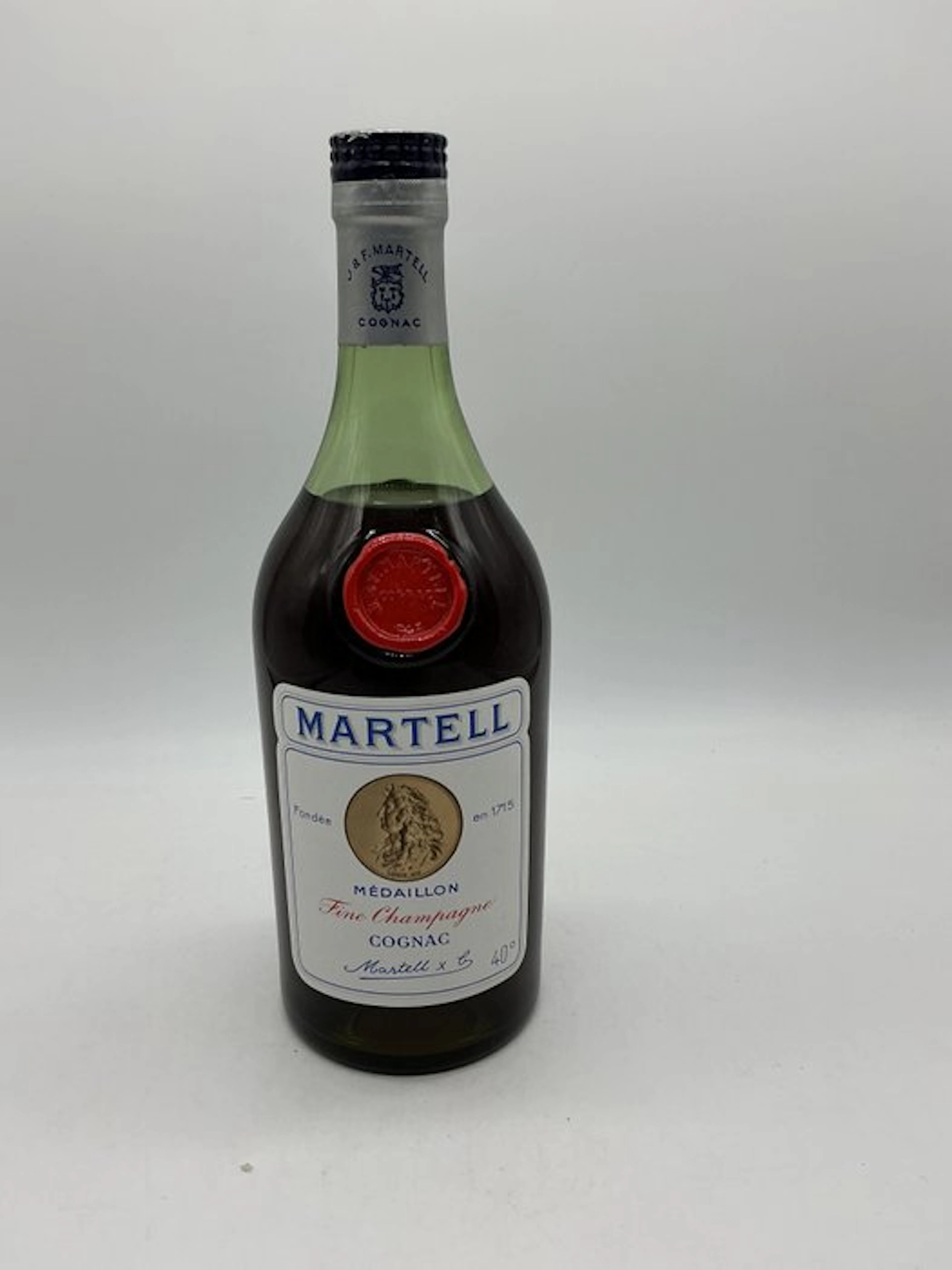 Martell - Médaillon - Red Shoulder Button - b. circa 1960 - n/a (70cl-75cl)