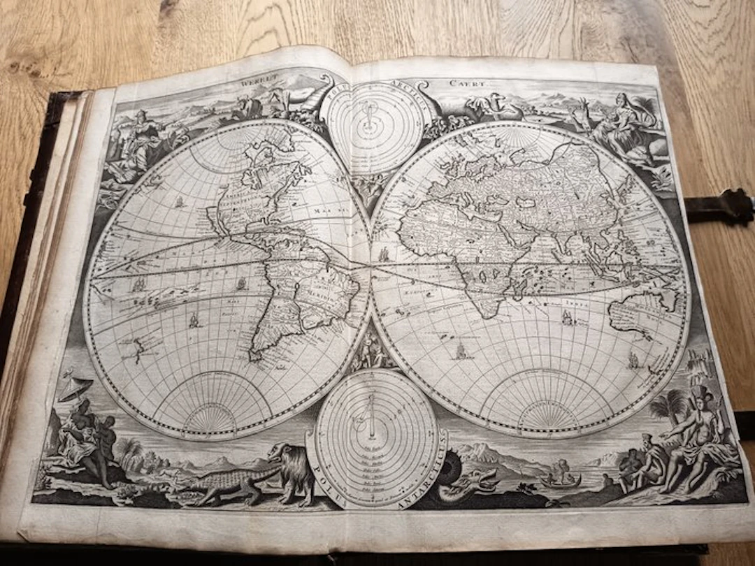 [STATENBIJBEL WITH 6 MAPS] Biblia