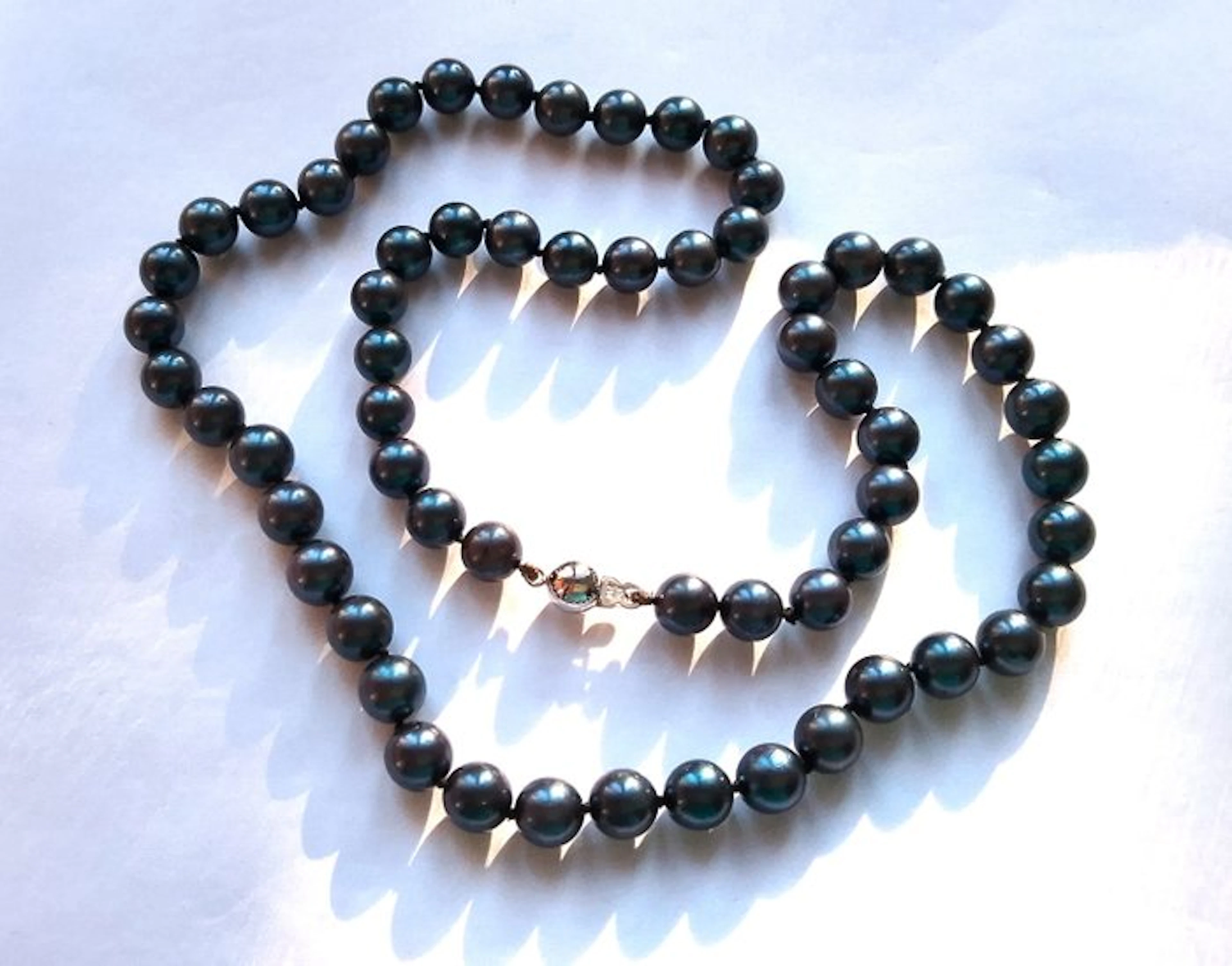 No reserve price - String of beads 18 kt white gold...