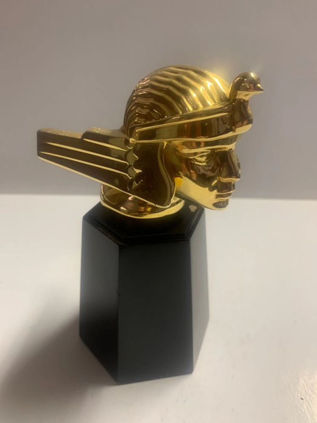 Mascot - Mascotte Stutz - Metal, Gold plated