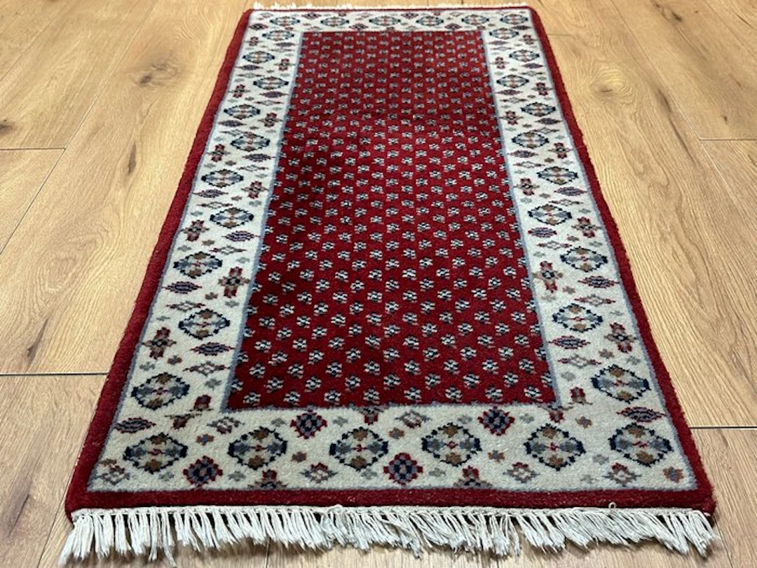 Hand-knotted Indian Sarough Mir oriental rug with a fine...