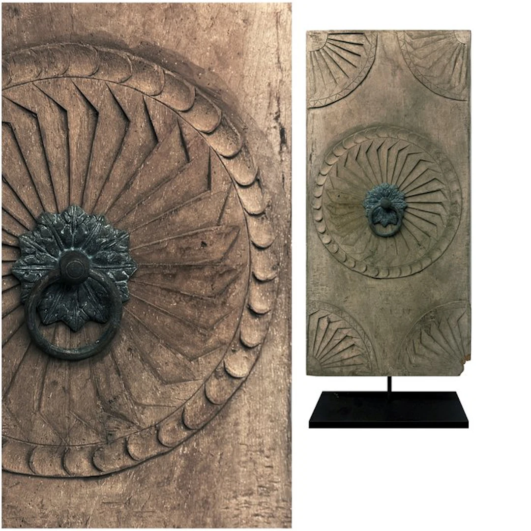 ORIGINAL tempel doorpanel with brass closure - Pintu Kecil - Bali - Indonesia