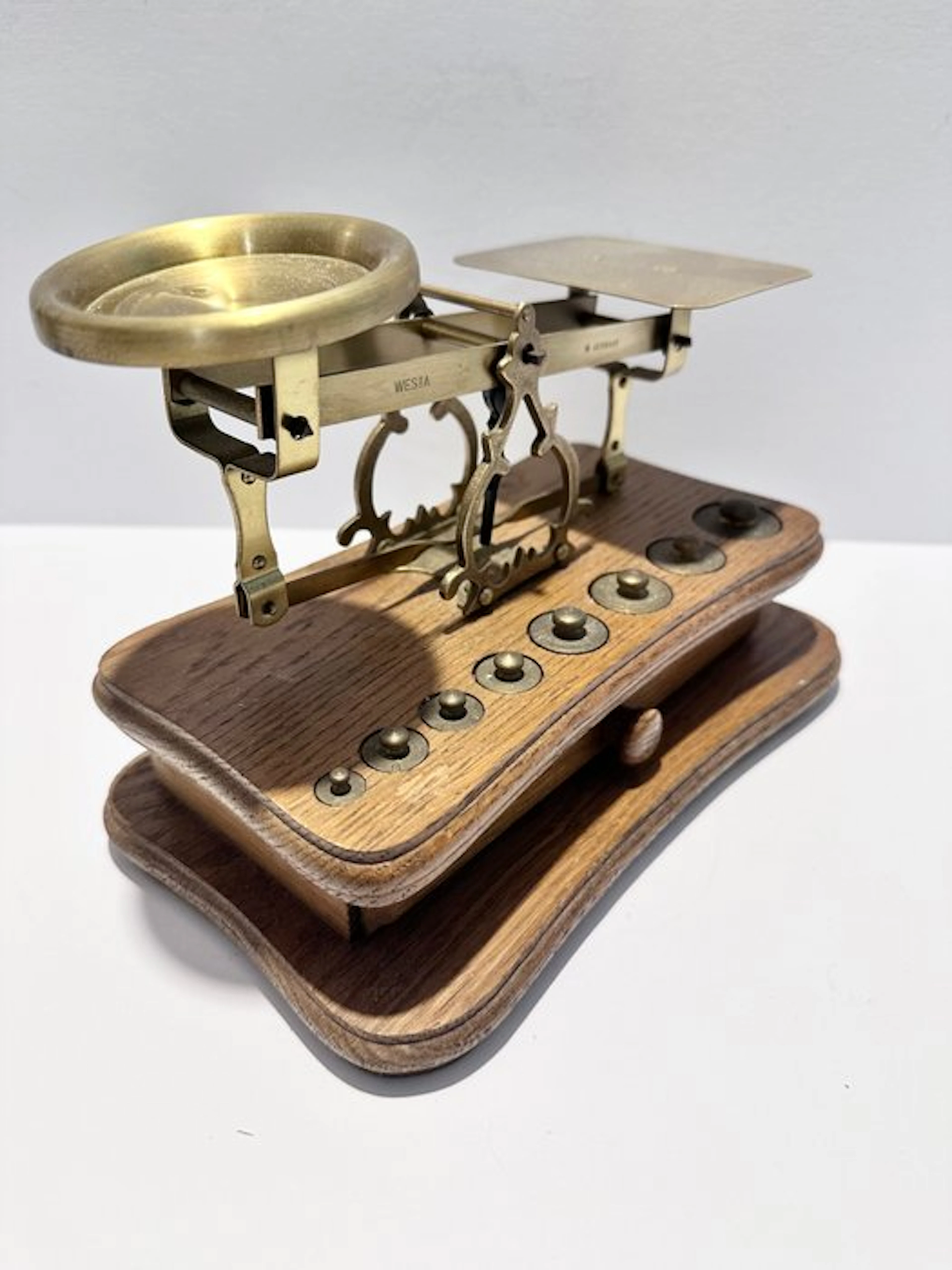 Westa - Post/letter scale - Wood, Brass - With certificate