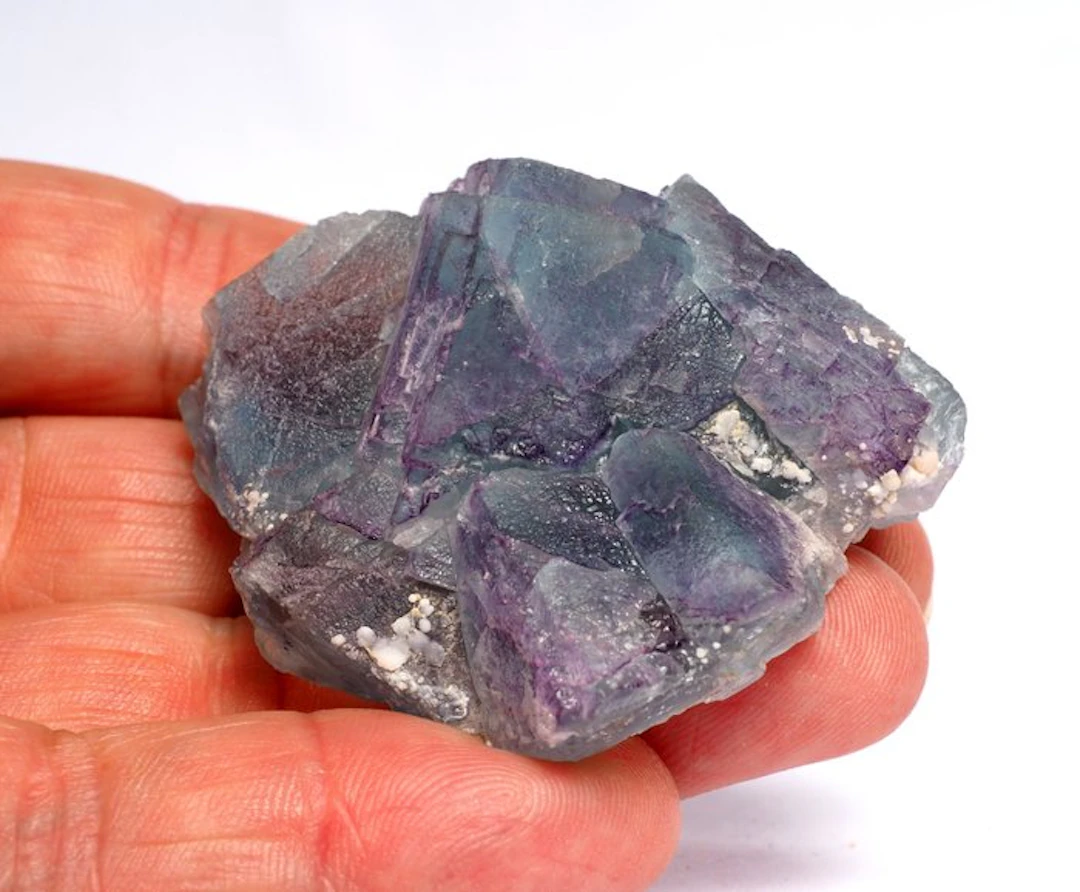 Fluorite Crystals on matrix - Height: 6 cm - Width: 5 cm- 80 g
