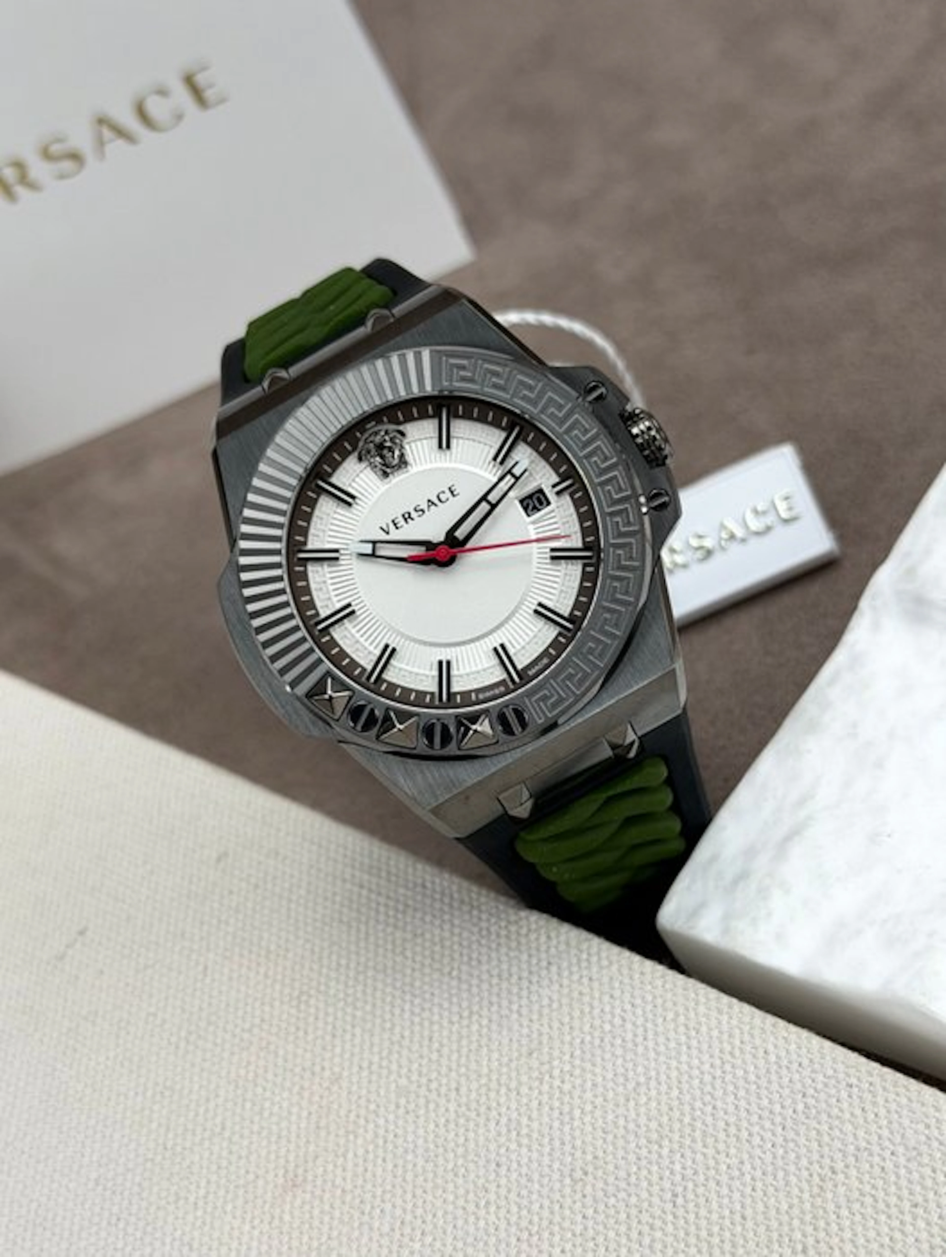 Versace - Chain Reaction Date - VEDY004 19 - Men - 2020-2025