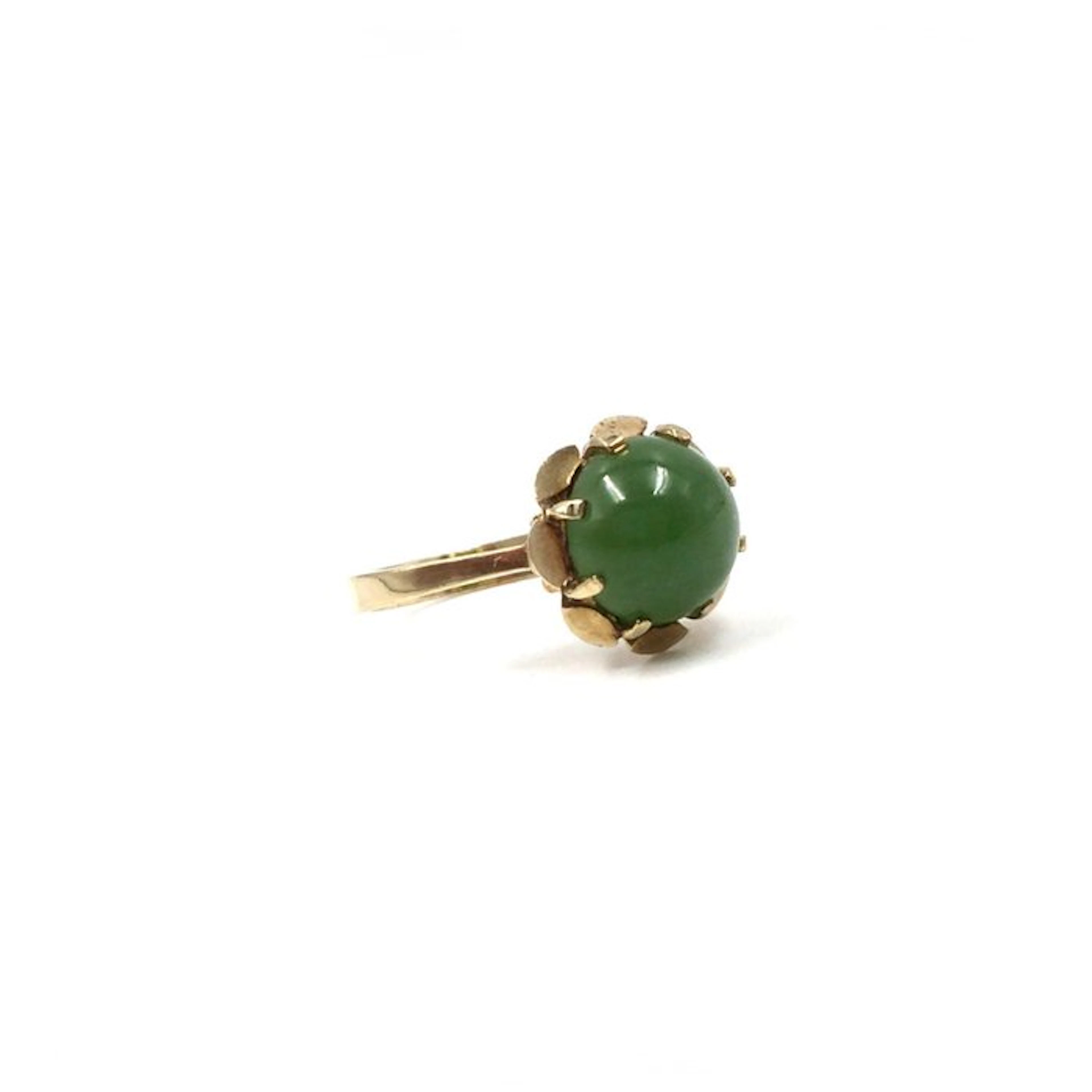 No reserve price - Ring - 8 kt. Yellow gold - 4.45ct. tw. Jade - tested