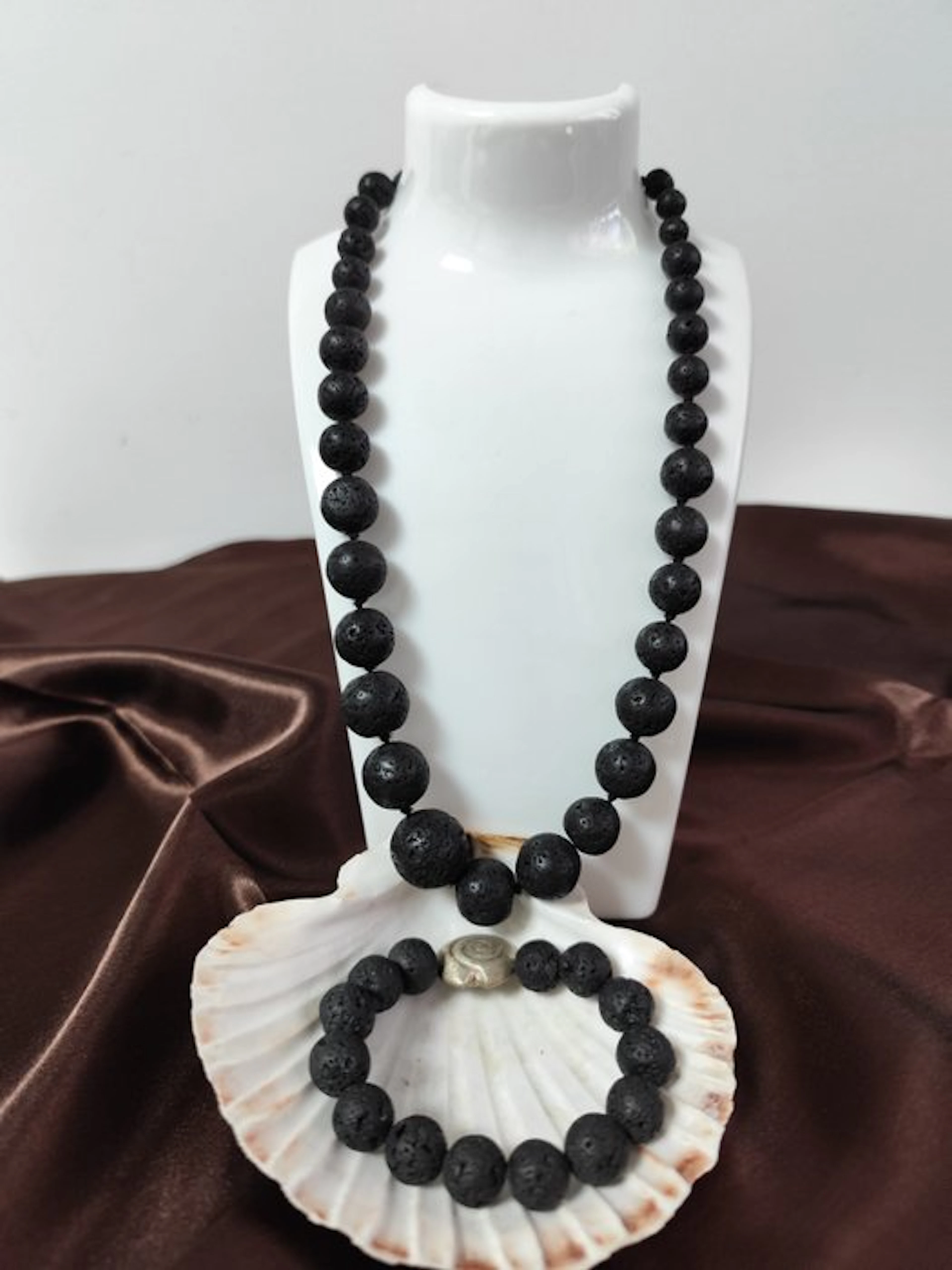 Lava Stone Jewelry Set Sphere- 117 g - (2)