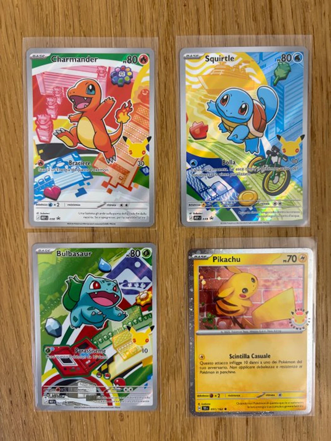 Pokémon - 4 Card - Pikachu