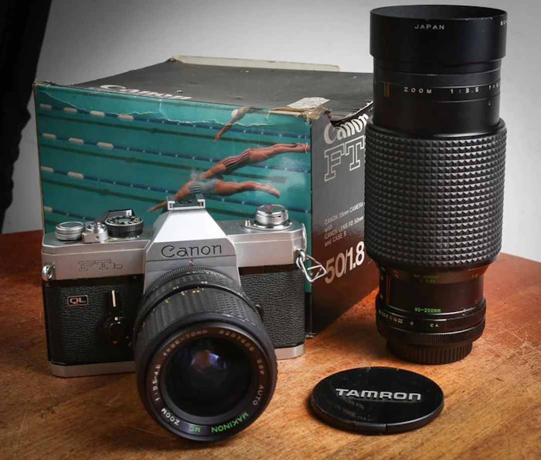 Canon FTb lens Makinon 35-70mm + 80-200mm 3,5 Mont FD Analogue camera