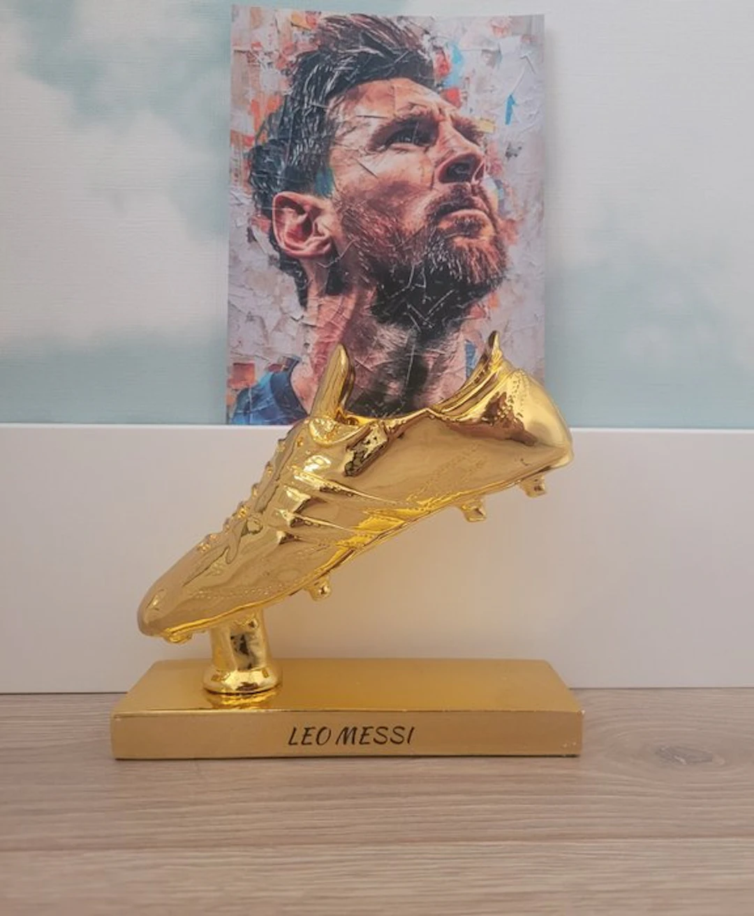 Golden Boot Leo Messi + Photograph of Leo Messi