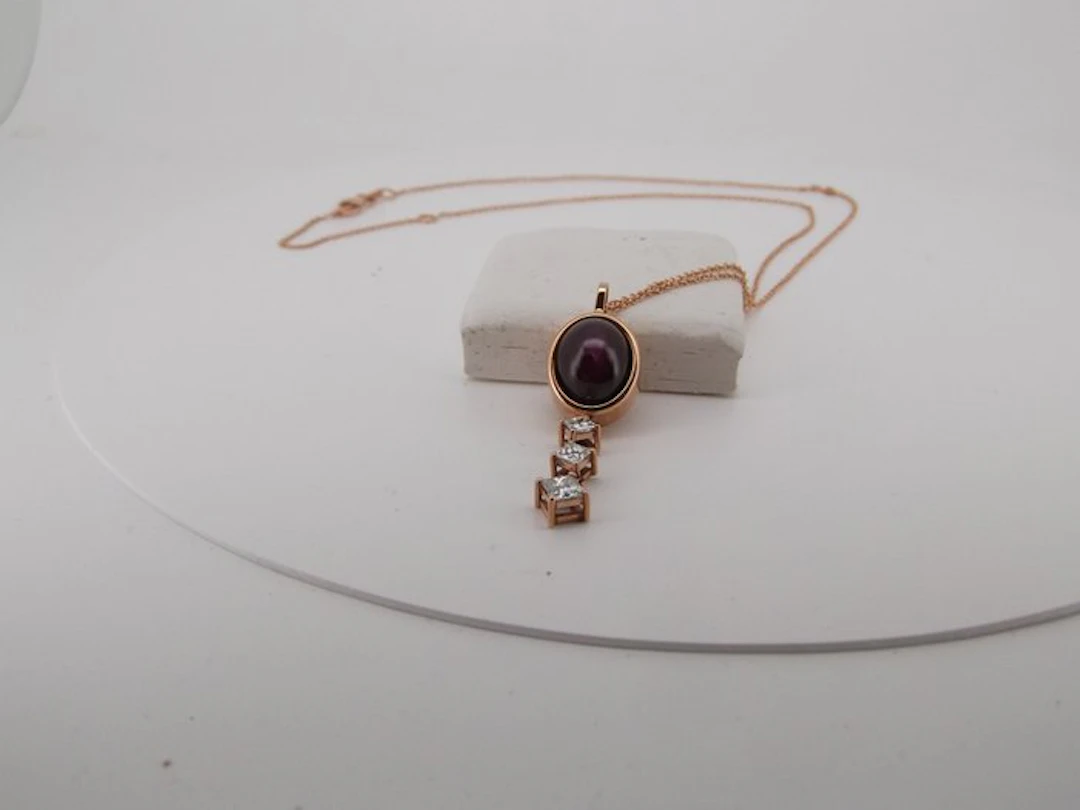 Necklace - 18 kt. Rose gold Star Ruby - Diamond
