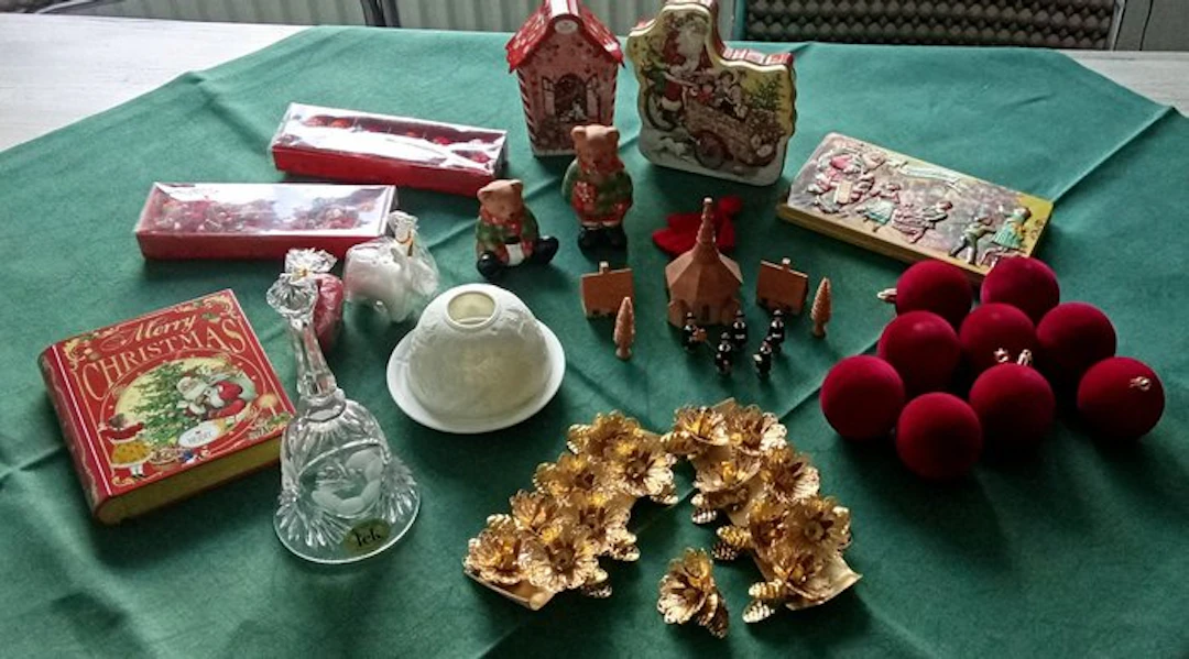 Memorabilia collection - Christmas decorations