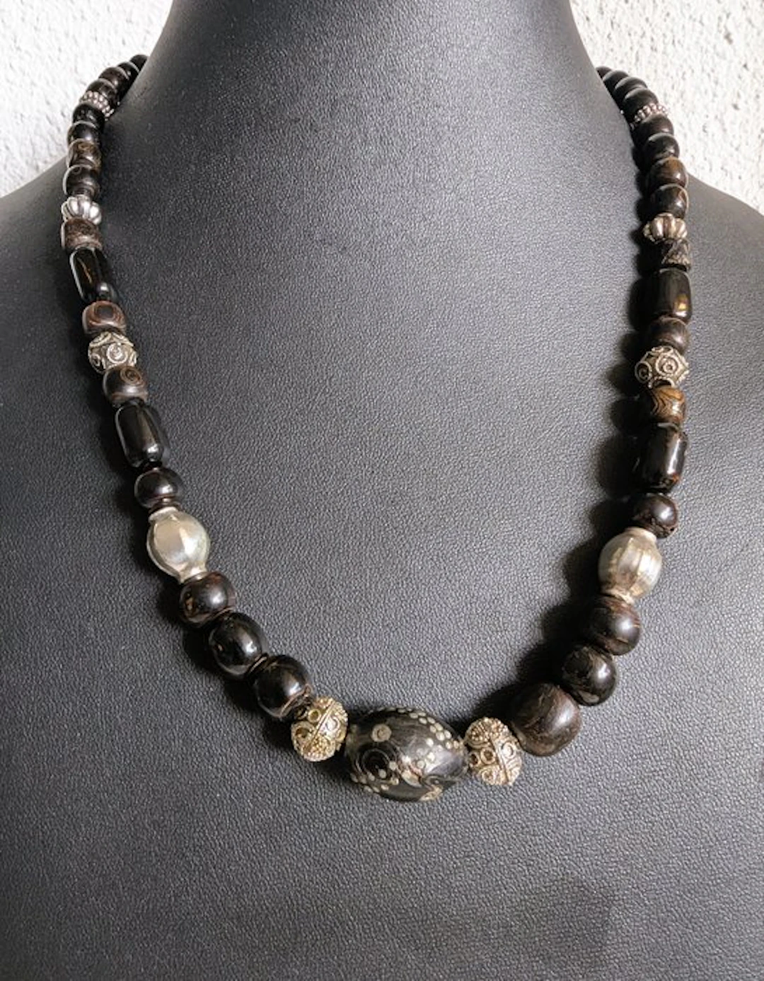 Silver, Black coral - Necklace - Egypt