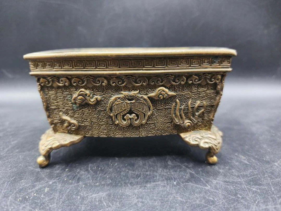 'Tōun ju' 渡雲鋳 and kaō - Censer - Bronze - Japan