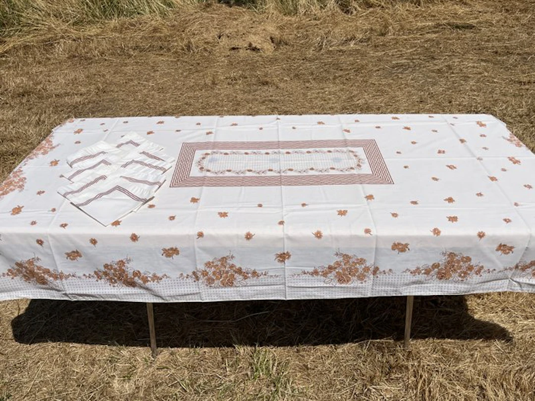 Tablecloth (8) - 220 cm - 150 cm