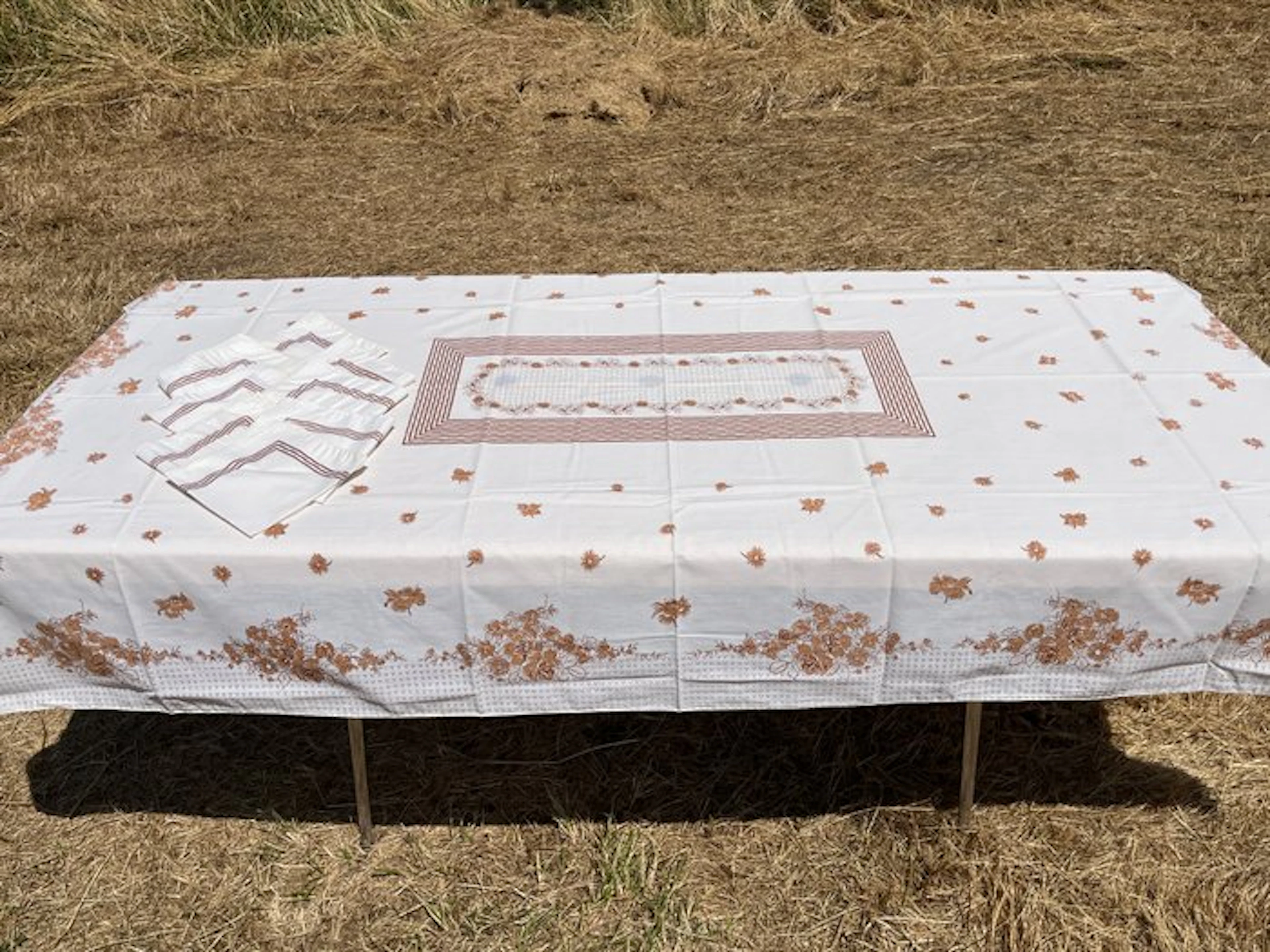 Tablecloth (8) - 220 cm - 150 cm