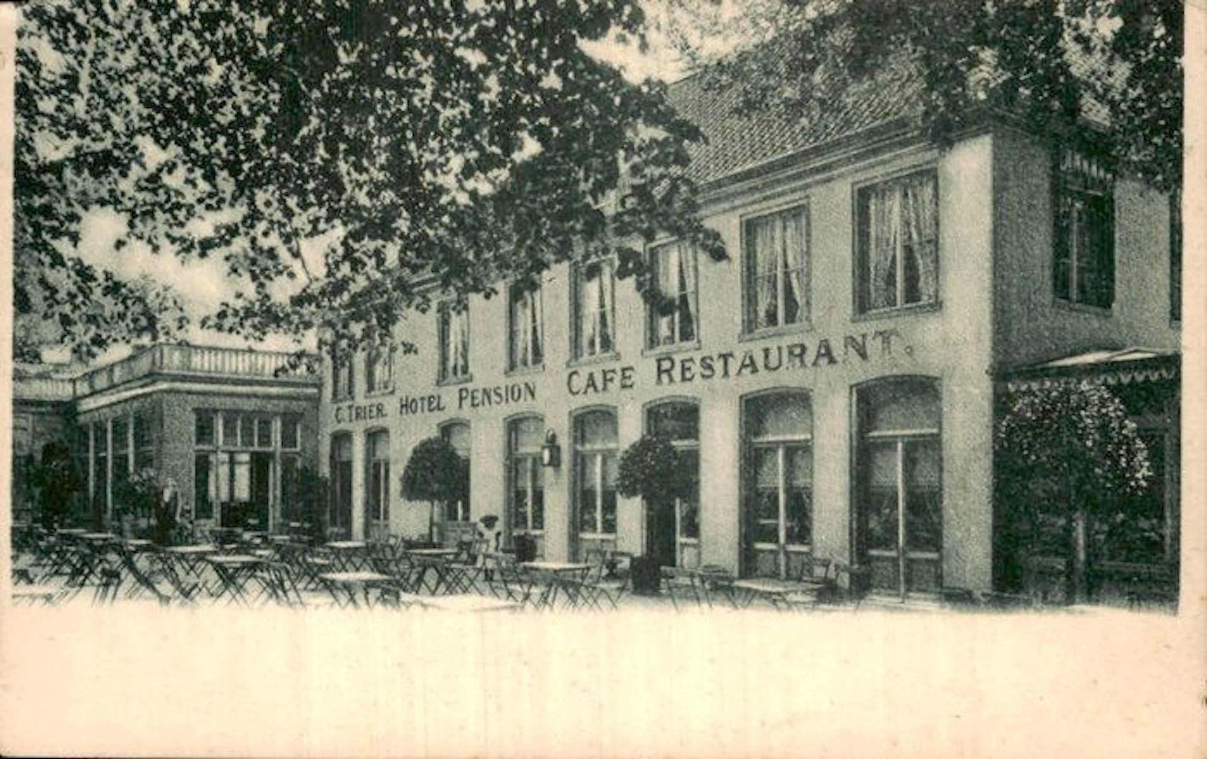 Houses/ buildings and interior - Postcard (92) - 1900-1999