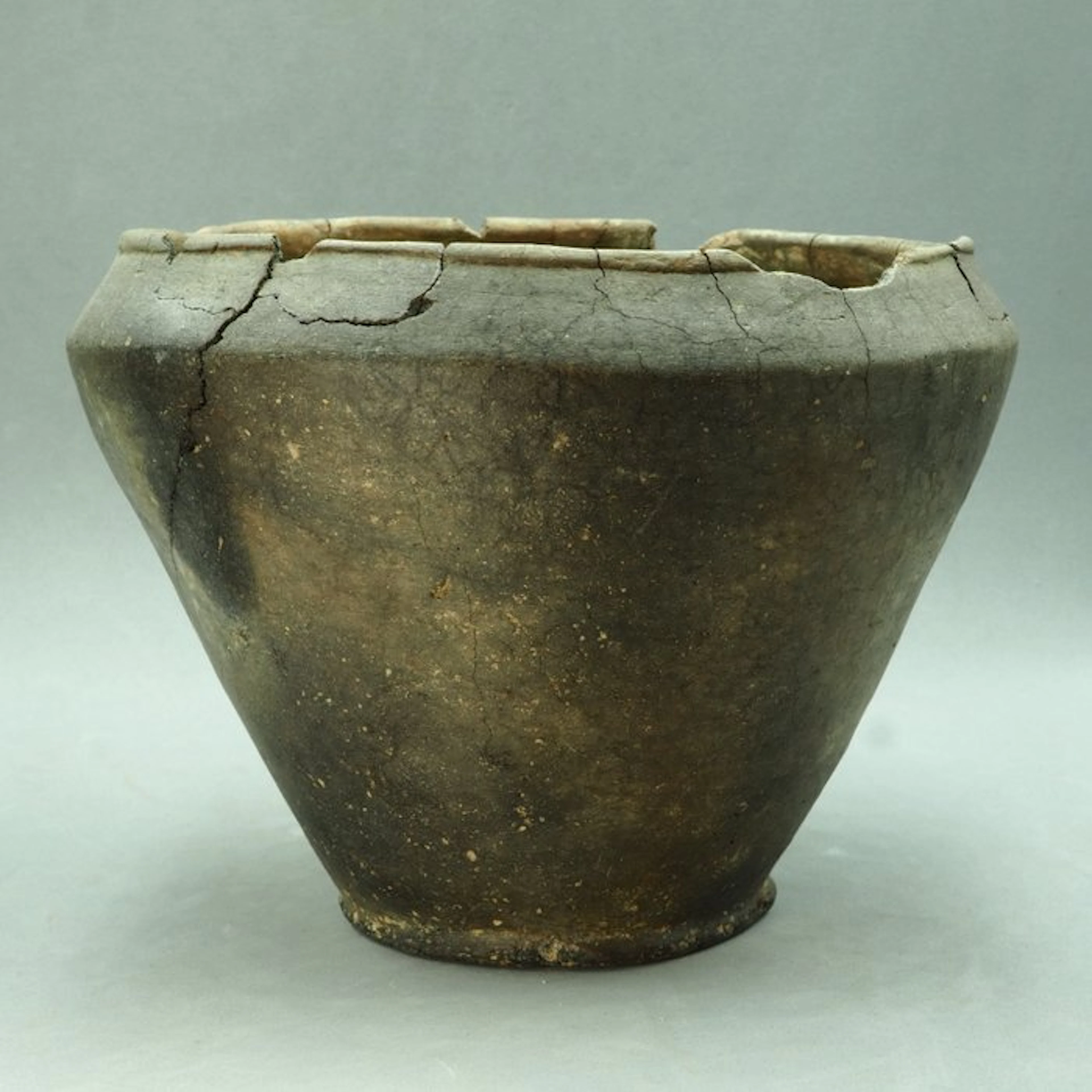 European Bronze Age Pottery Vessel - 18.5 cm