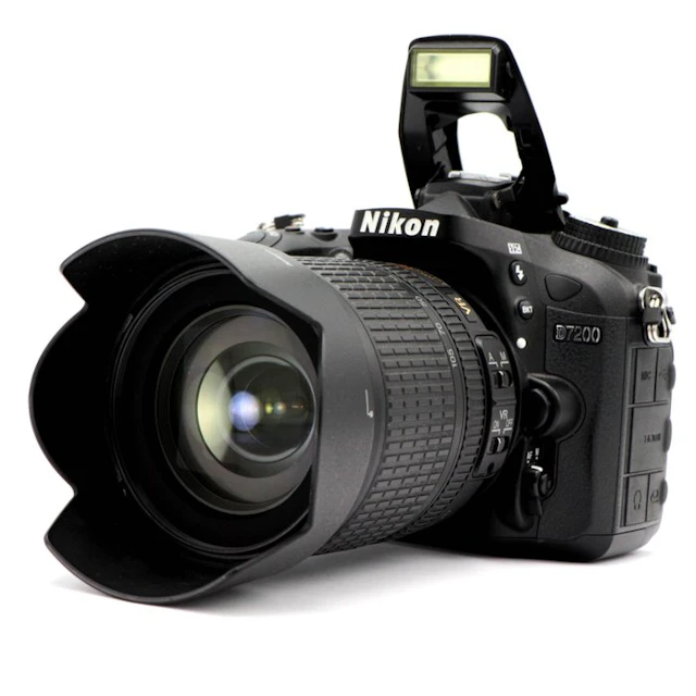 Nikon D7200 + AF-S 18-105mm f/3.5-5.6G ED VR#PROSUMER...