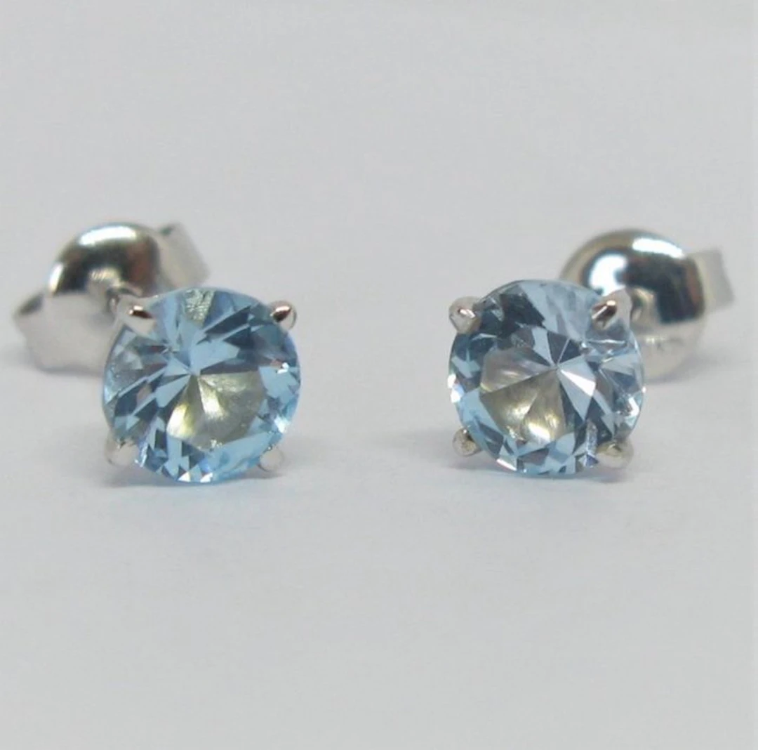 Earrings - 18 kt. White gold Topaz