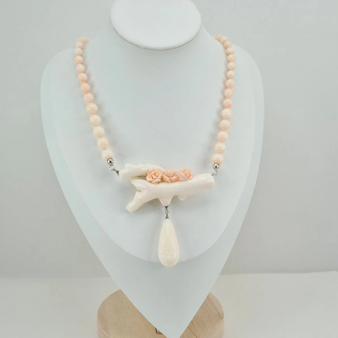 Coral - Silver - Necklace - Pink necklace in coral