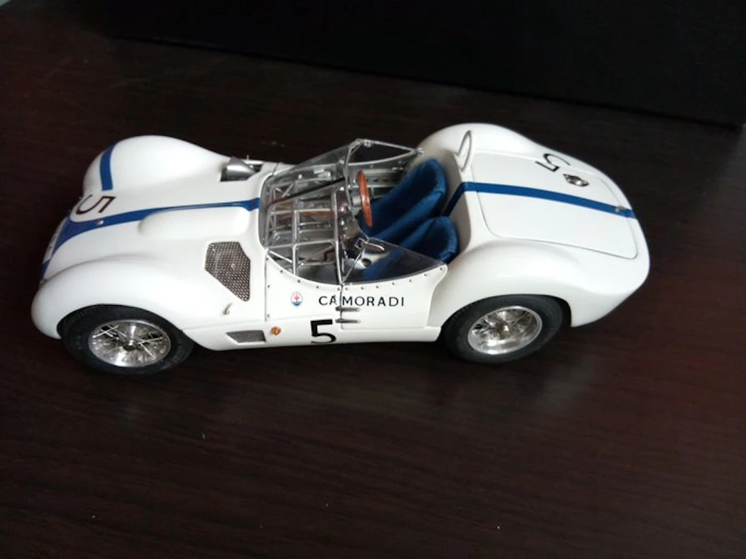 CMC 1:18 - Model race car - Maserati Grand Prix 1960 - Sports No. 5