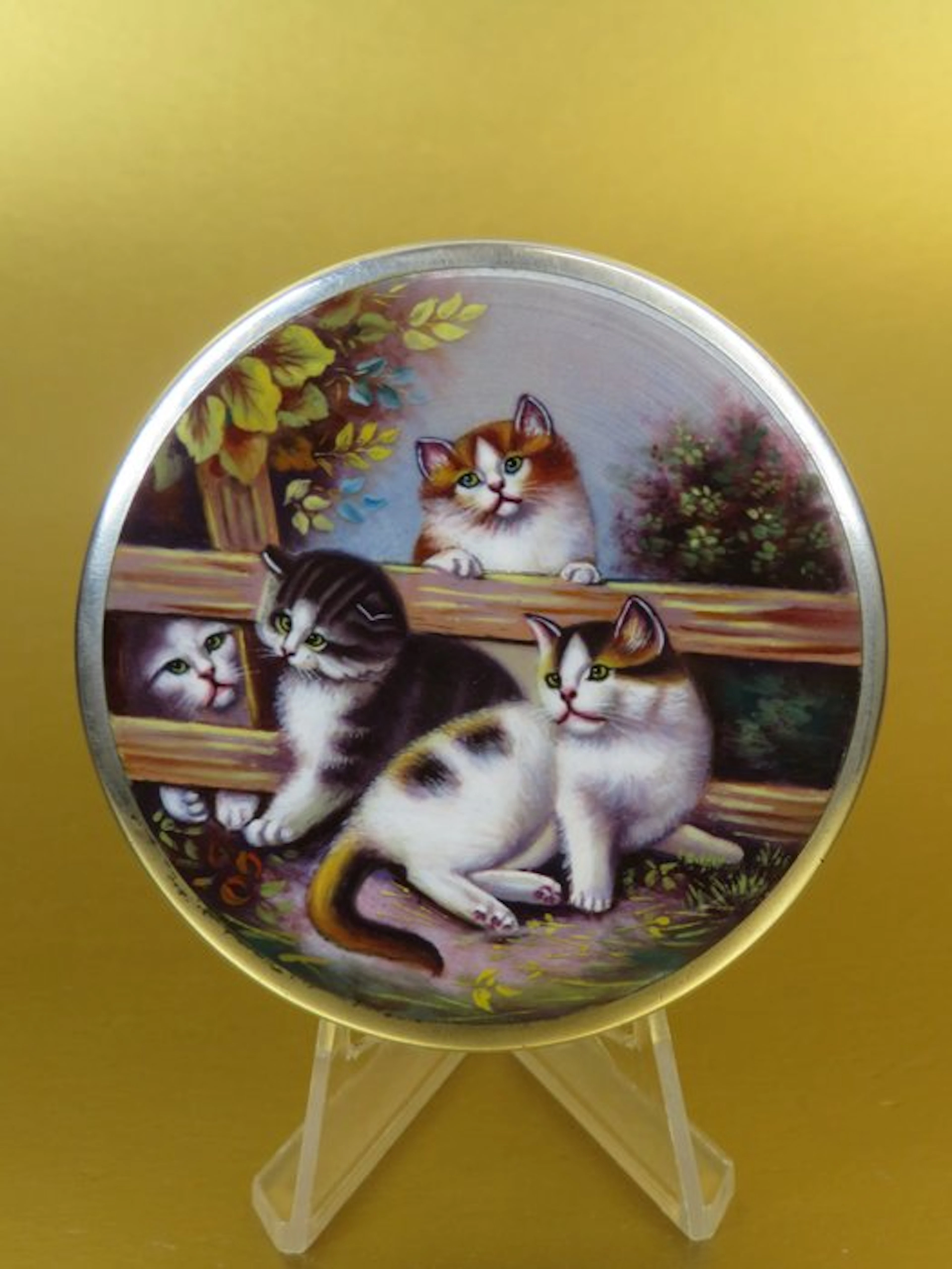 Doos /poederdoos, met 4 katten/poezen - Box - .925 silver