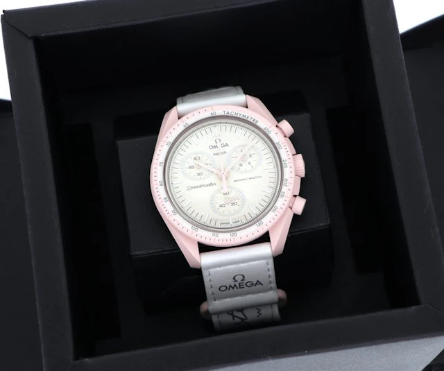 Omega x Swatch - Bioceramic MoonSwatch "Mission to Venus"...
