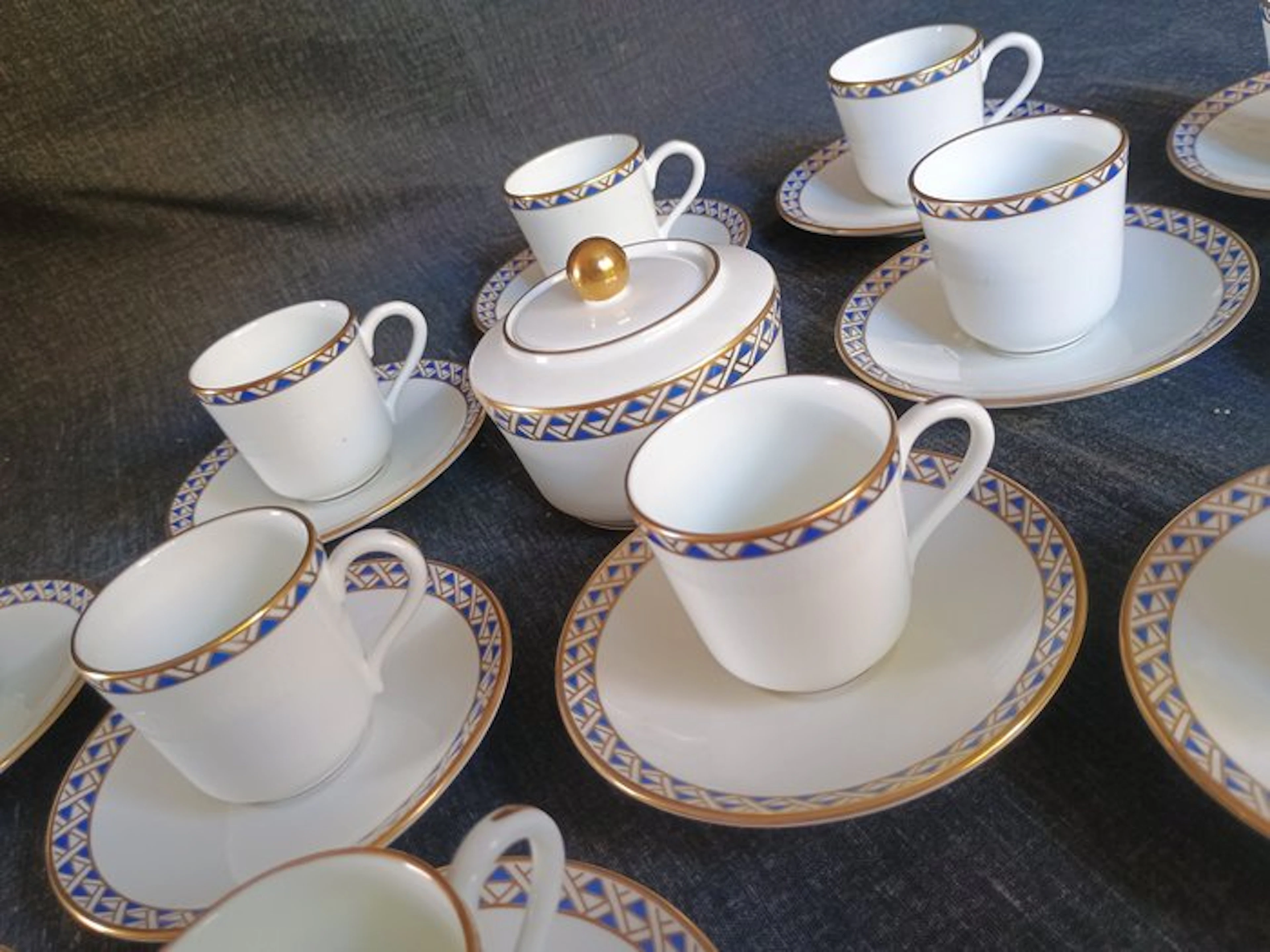 Richard Ginori - Dinner service (15) - Bone china, 24kt gold - Lago Model