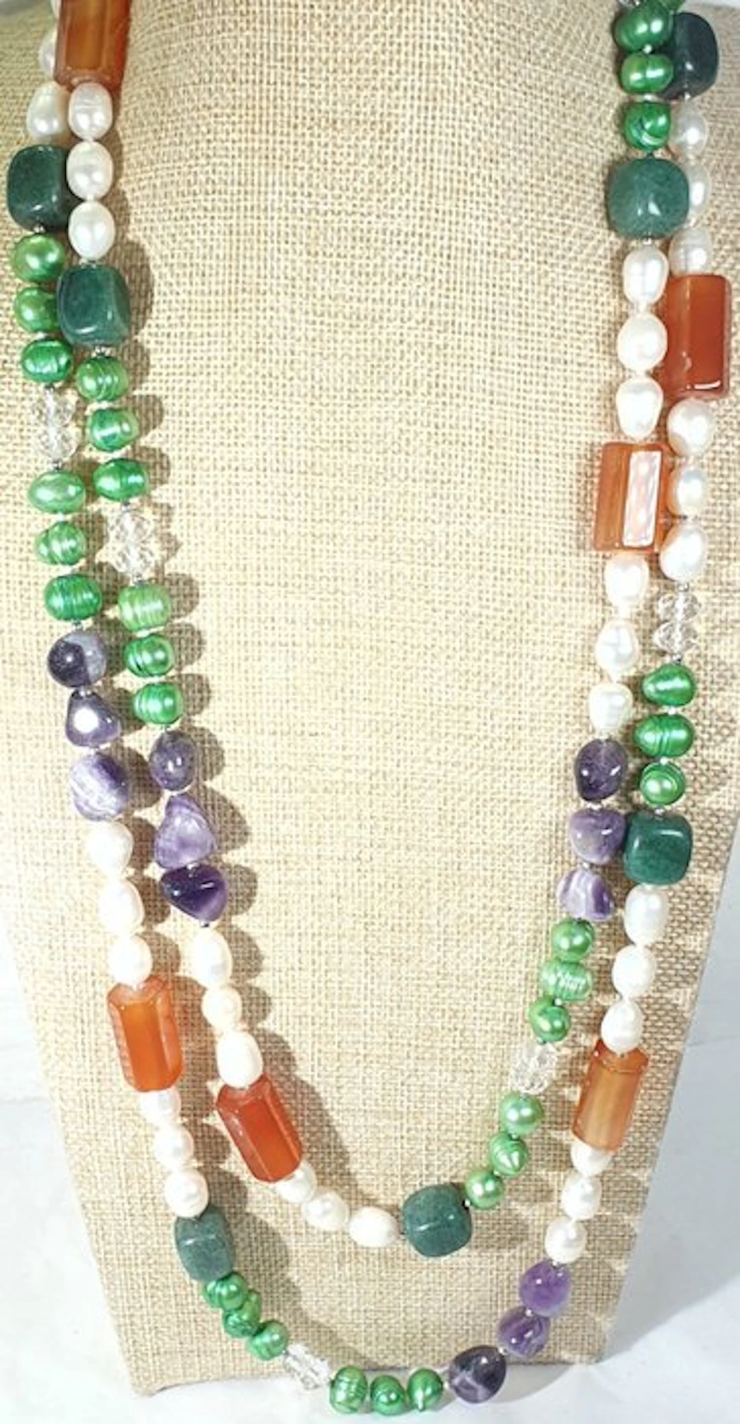 Freshwater pearls - Symbol of Salvation and Christian Faith - Agates