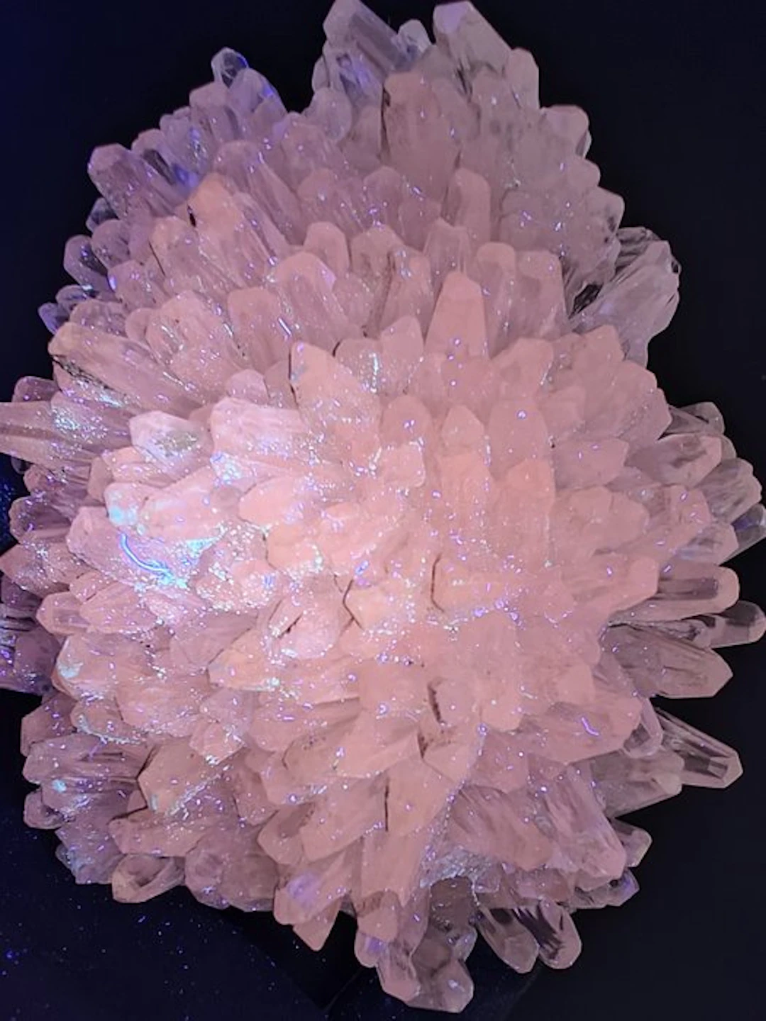 Calcite Crystals on matrix - Height: 11 cm - Width: 11 cm- 821 g