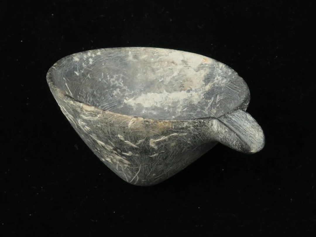 Bronze age - Meshkinshar Terracotta spouted Pouring Cup (1x) - 7 cm