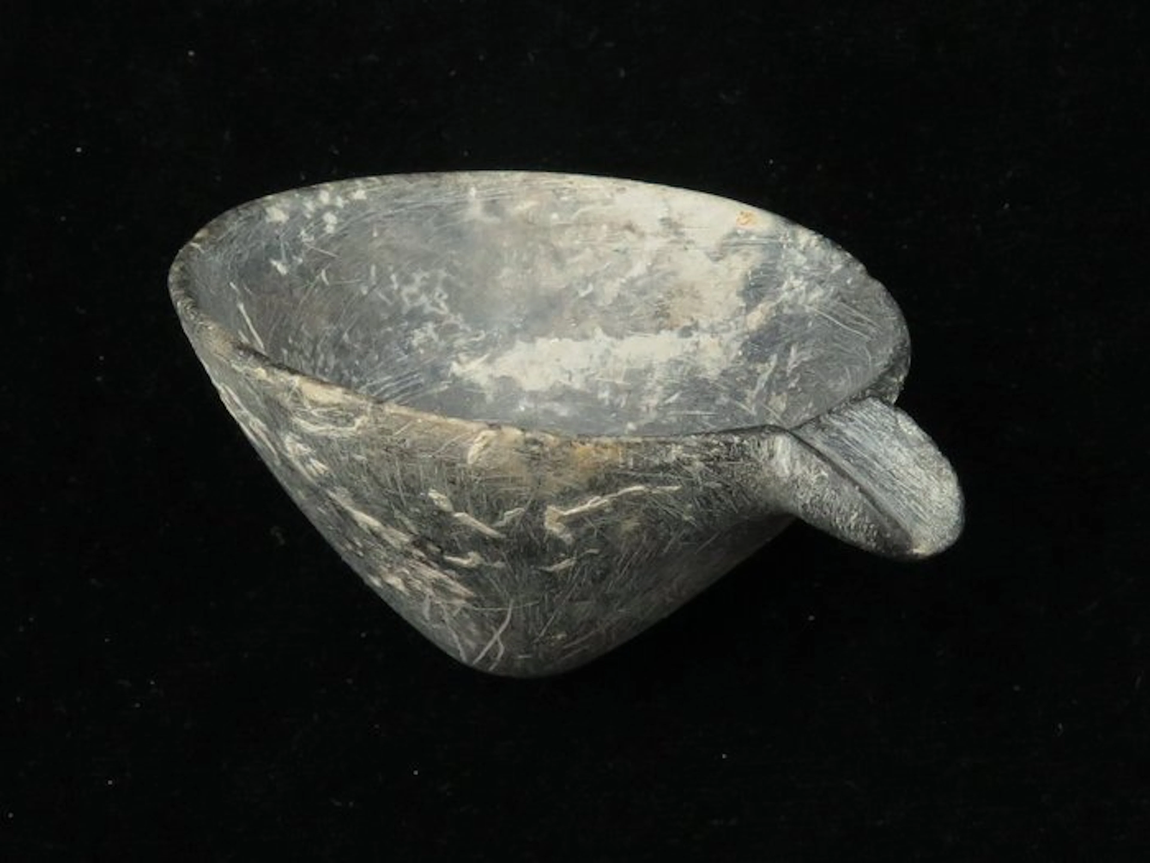 Bronze age - Meshkinshar Terracotta spouted Pouring Cup (1x) - 7 cm