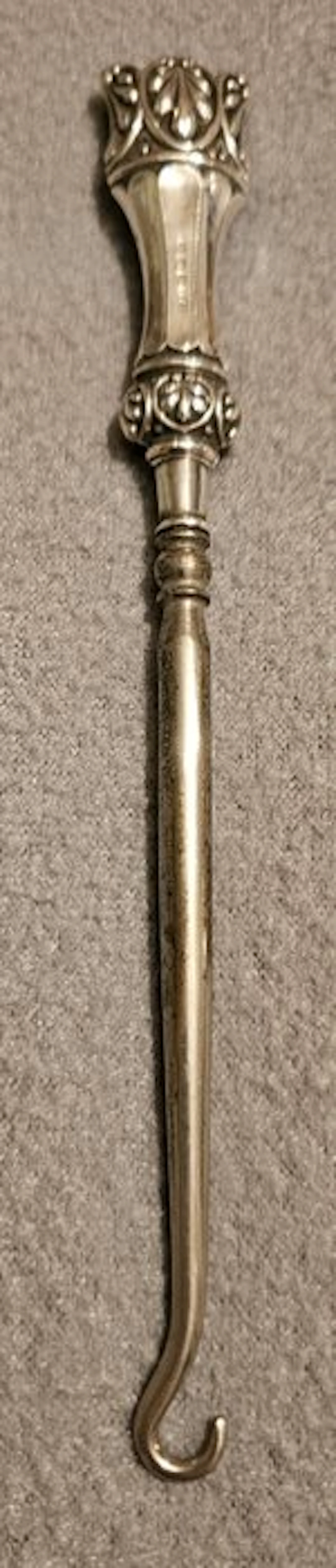 Technical instrument - Netherlands - 1700-1750 - Silver buttonhook